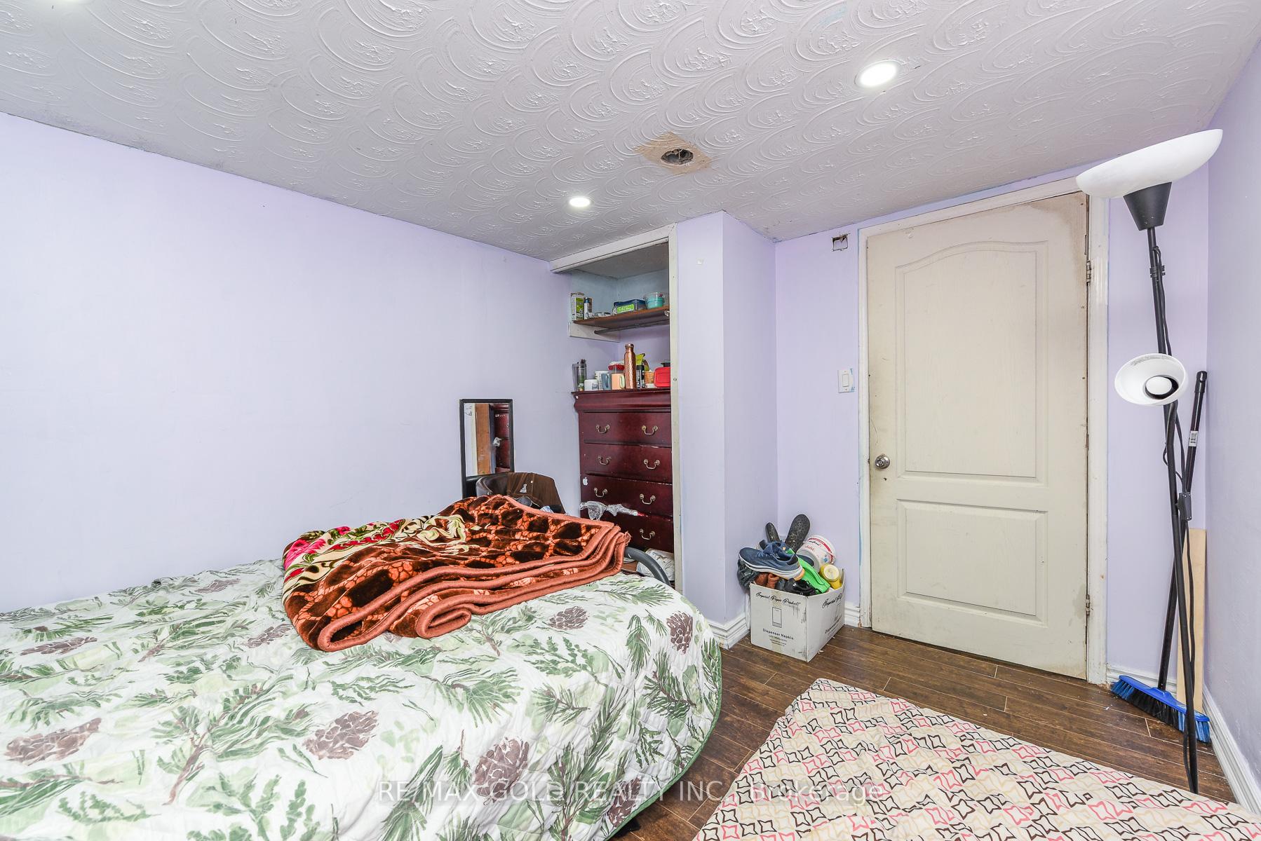 Photo 28 of 3773 Darla Drive, Mississauga, Malton — HOMEH