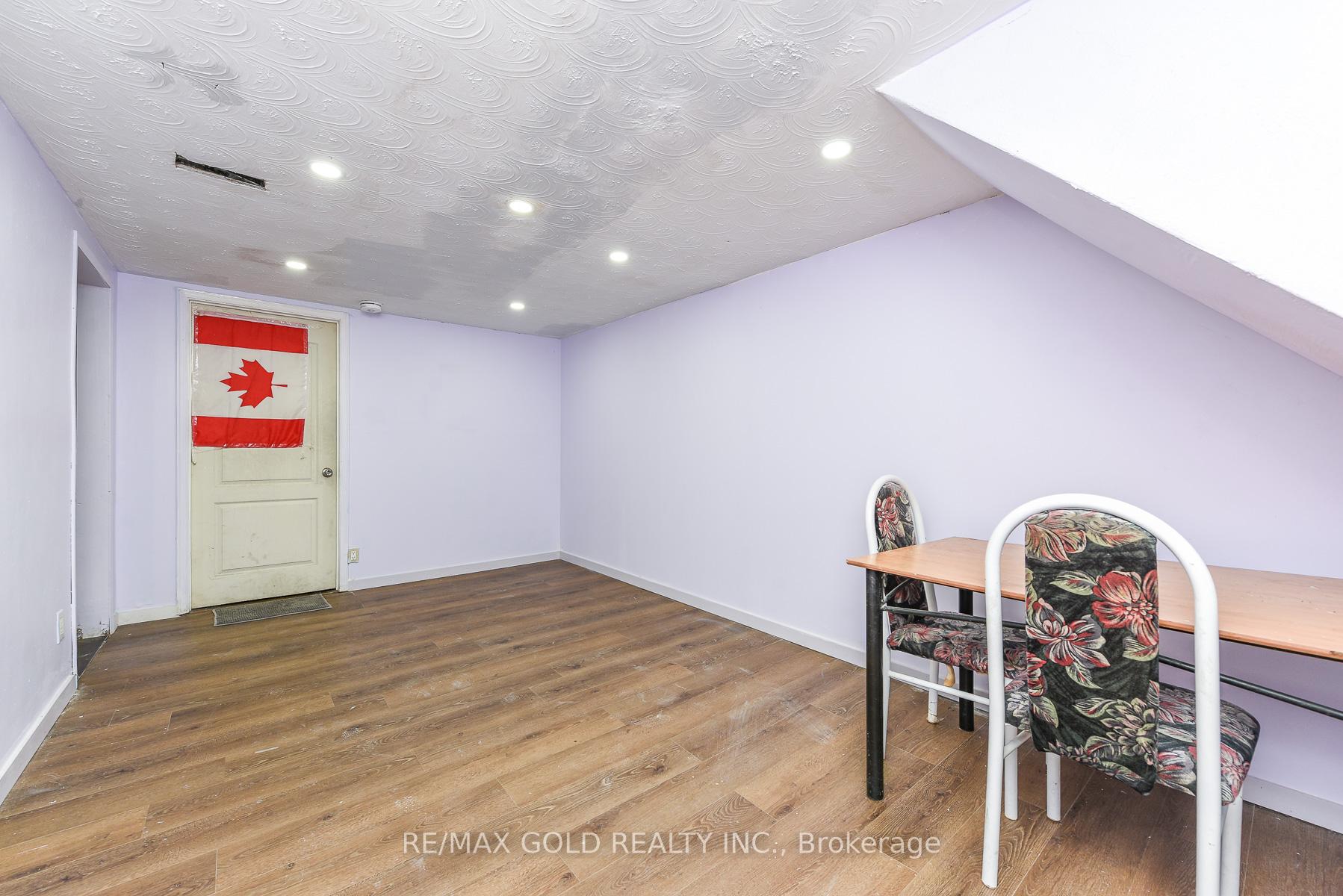 Photo 31 of 3773 Darla Drive, Mississauga, Malton — HOMEH