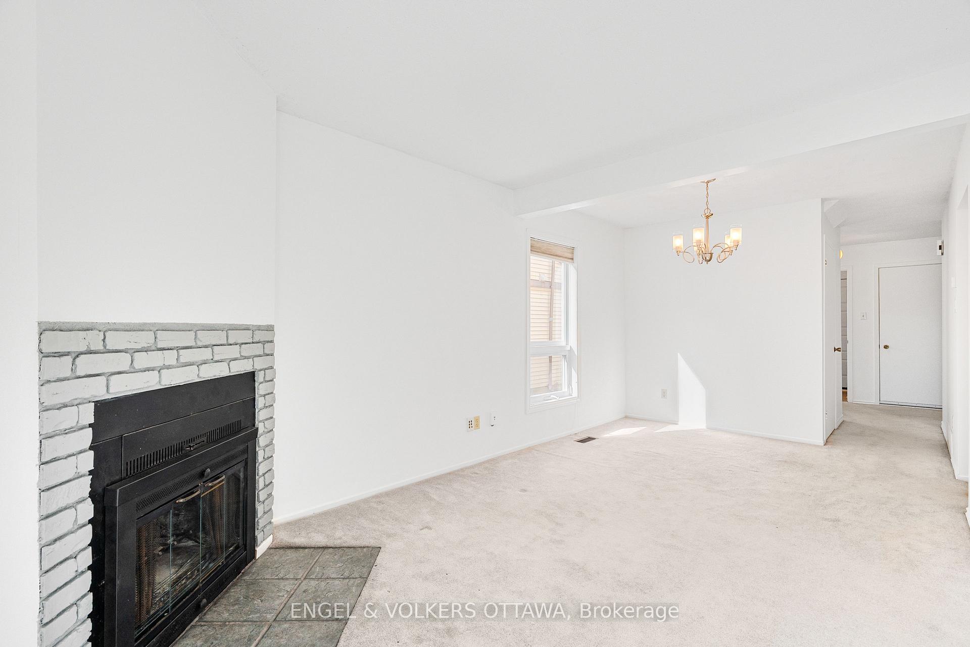 Photo 17 of 1379 Ambridge Way, Ottawa, Courtland Park — HOMEH