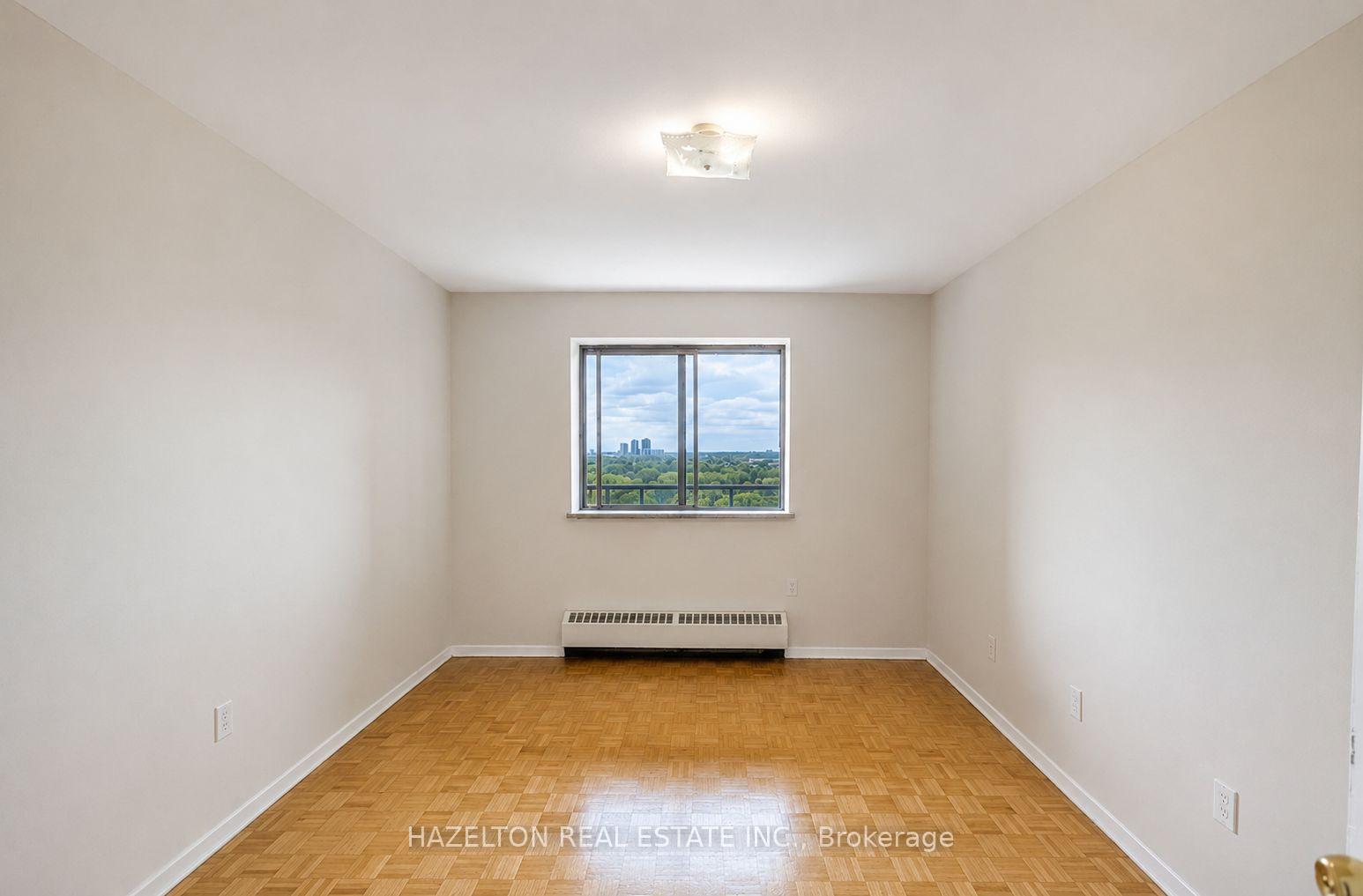 Photo 18 of Unit 1002, 1665 Bloor Street E, Mississauga, Applewood — HOMEH