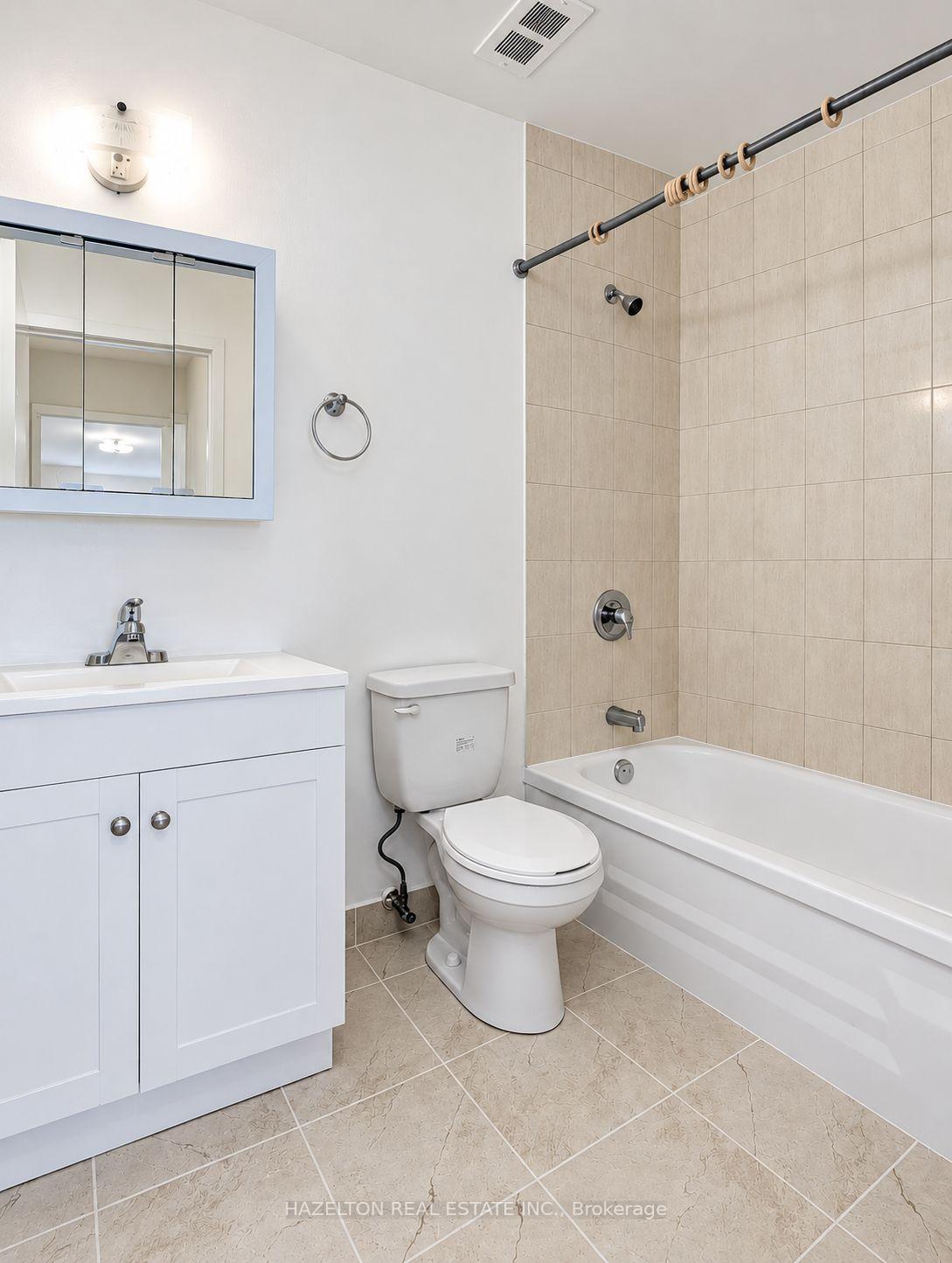 Photo 22 of Unit 1002, 1665 Bloor Street E, Mississauga, Applewood — HOMEH