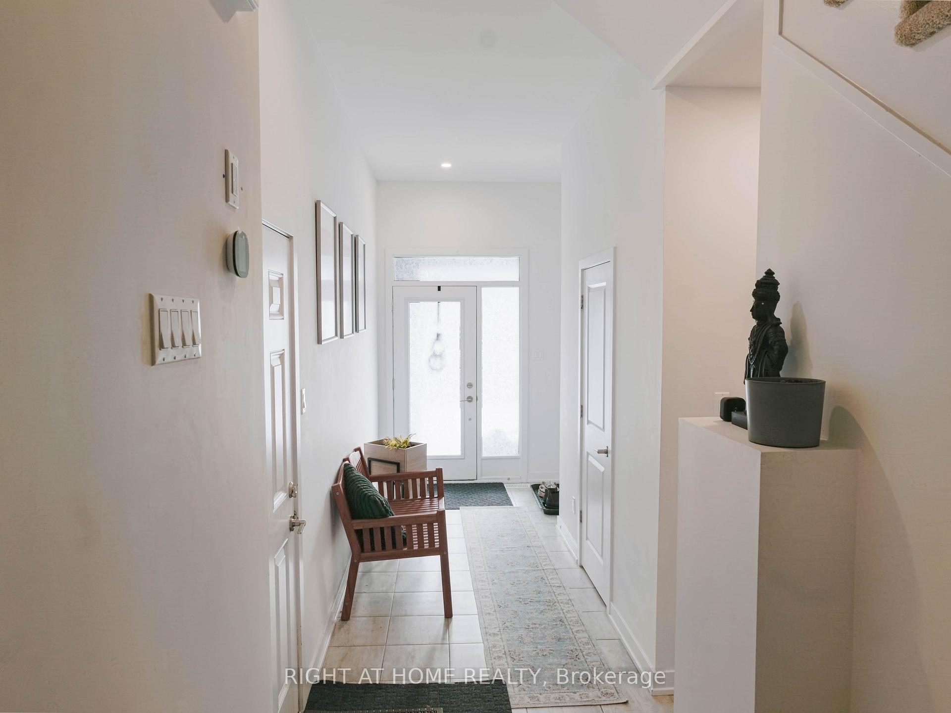 Photo 3 of 149 Wabikon Crescent, Ottawa, Blossom Park/Kemp Park/Findlay Creek — HOMEH