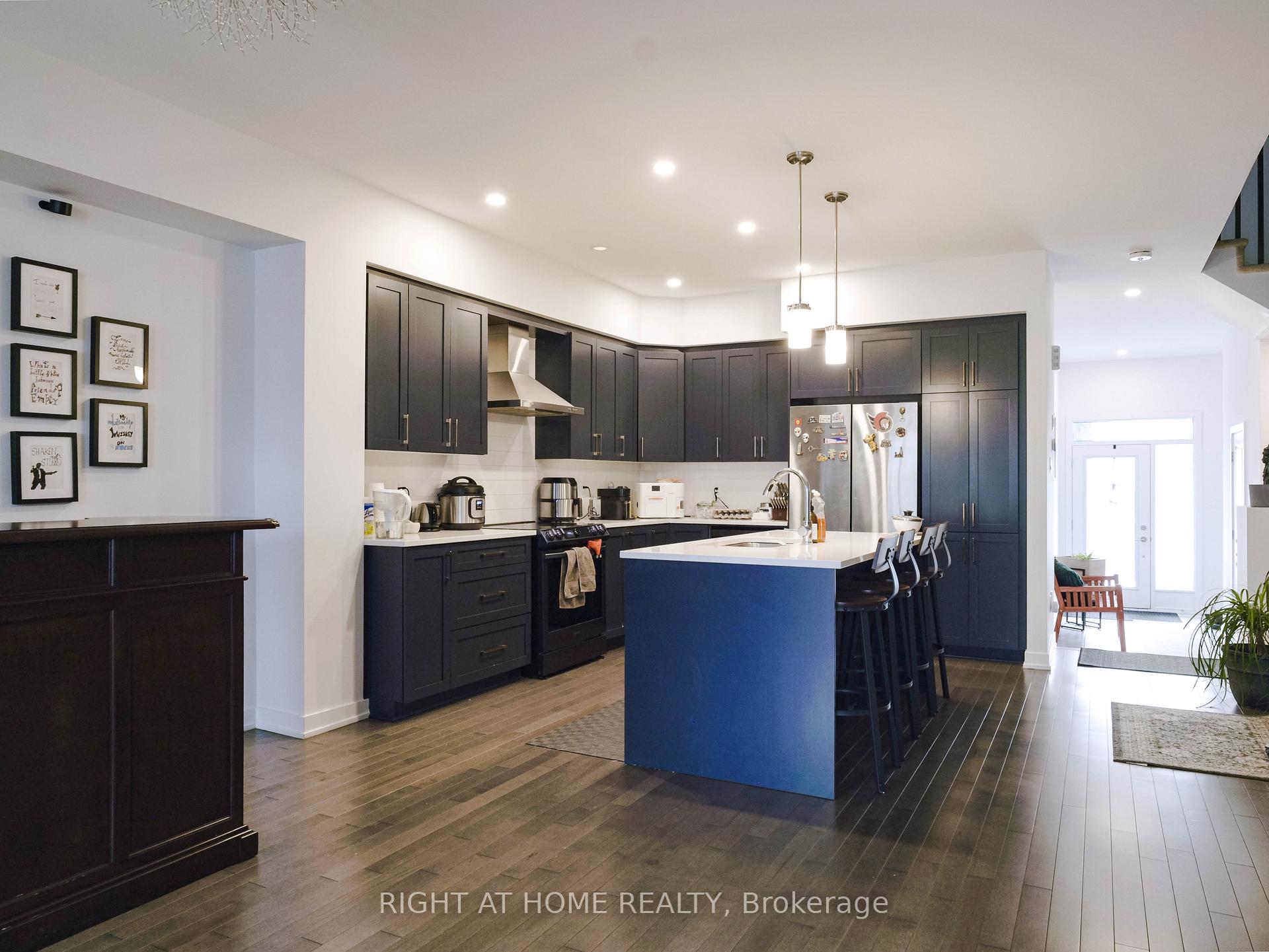 Photo 6 of 149 Wabikon Crescent, Ottawa, Blossom Park/Kemp Park/Findlay Creek — HOMEH