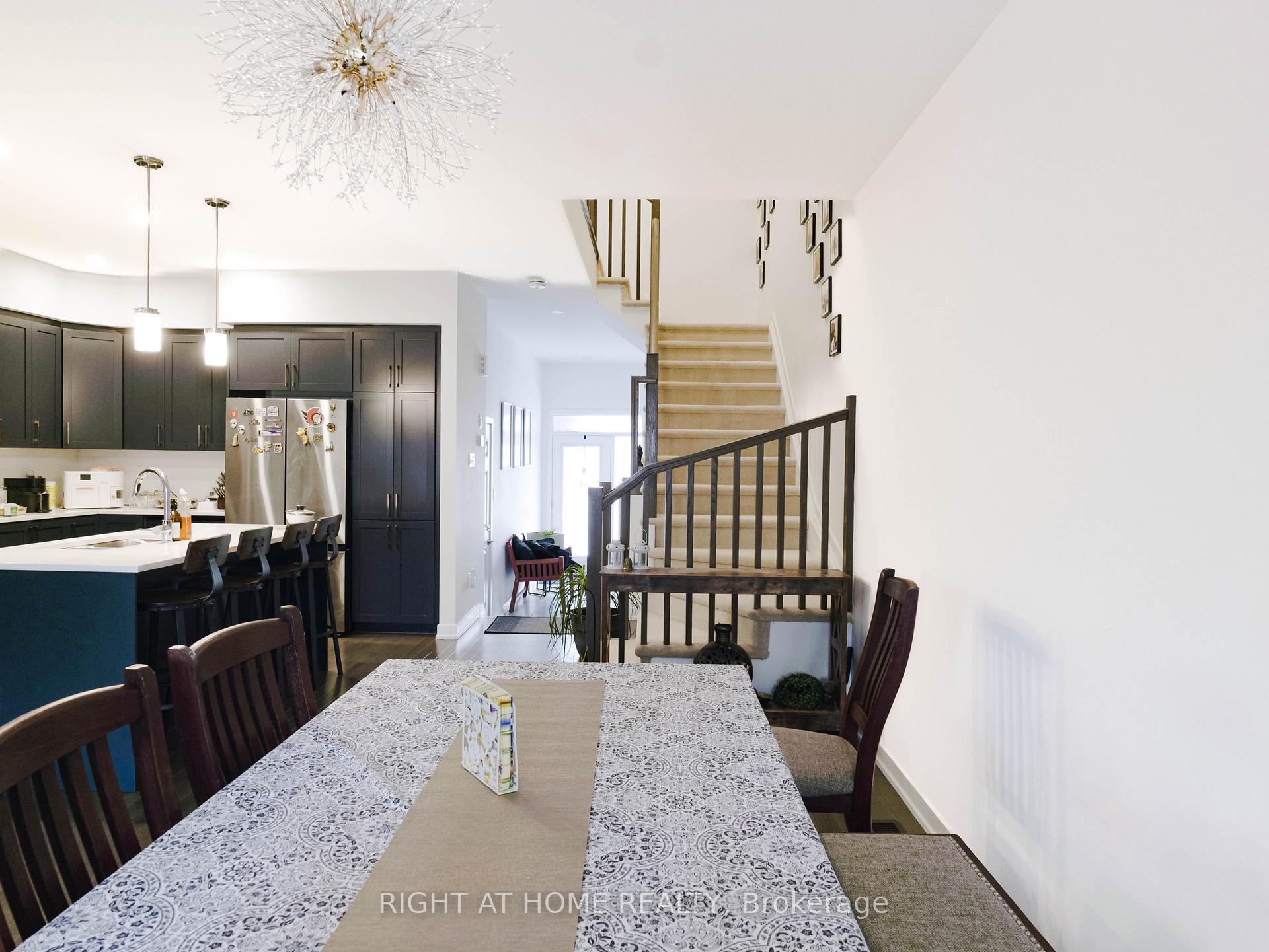Photo 16 of 149 Wabikon Crescent, Ottawa, Blossom Park/Kemp Park/Findlay Creek — HOMEH