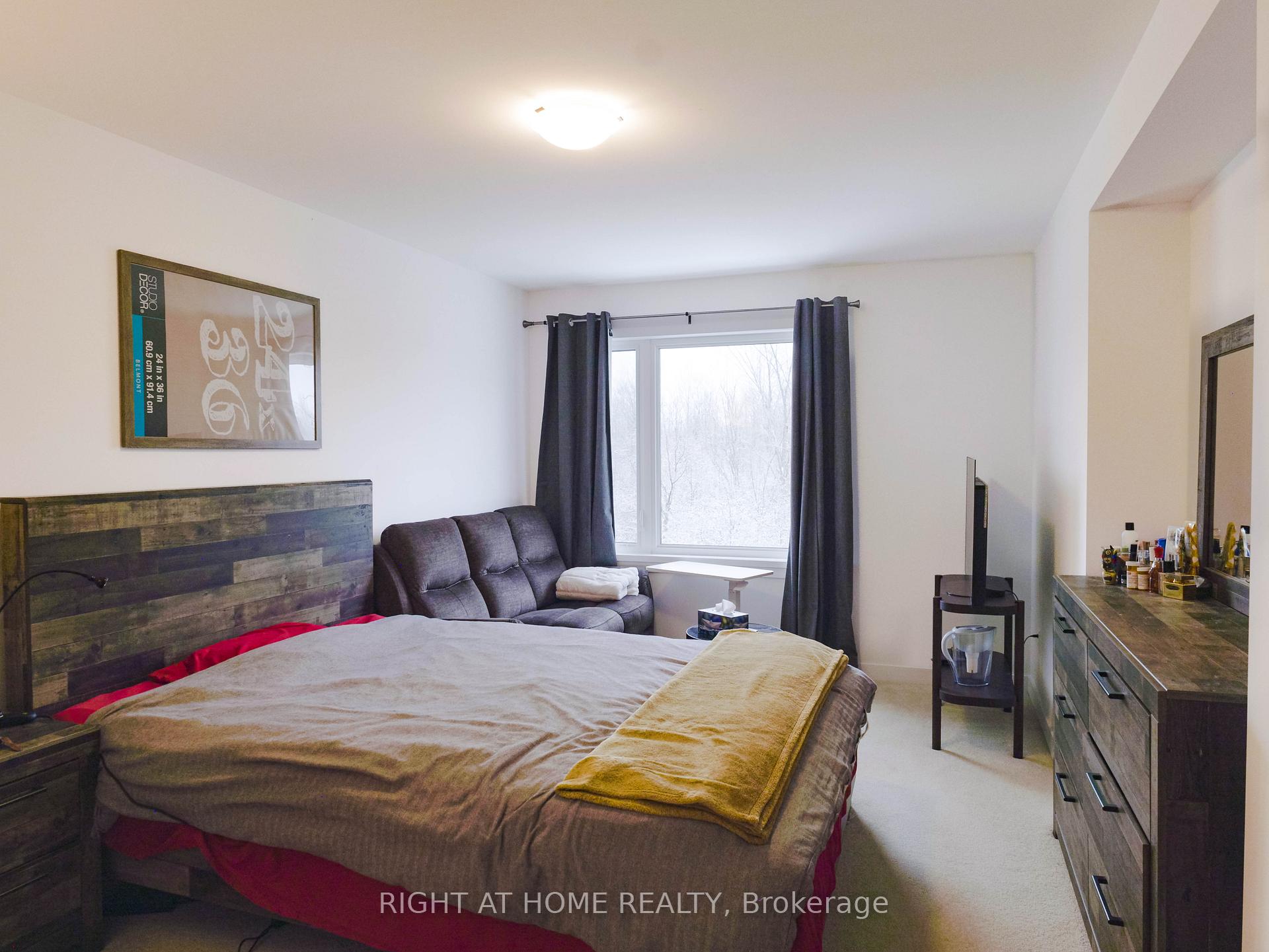 Photo 23 of 149 Wabikon Crescent, Ottawa, Blossom Park/Kemp Park/Findlay Creek — HOMEH