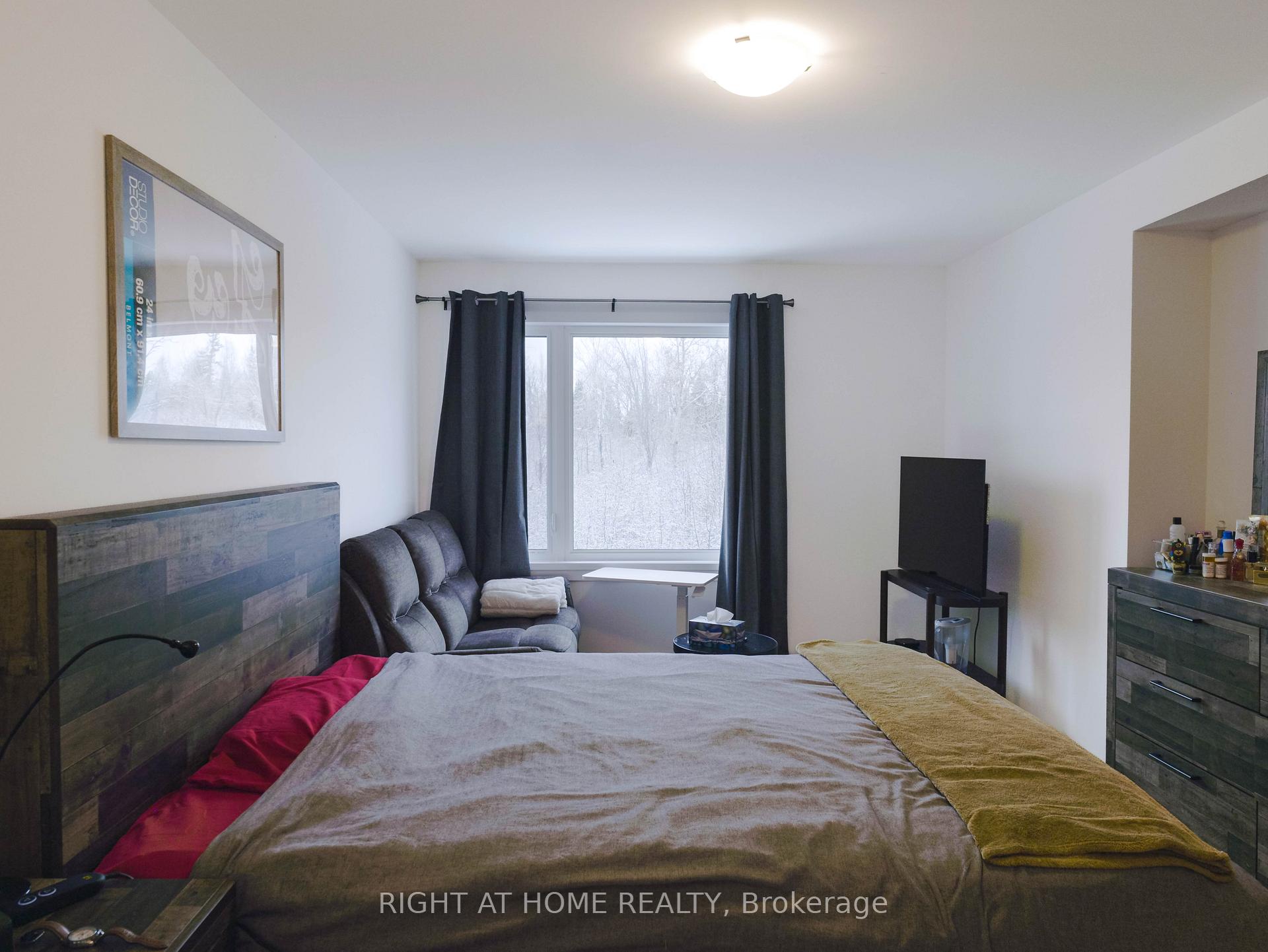 Photo 24 of 149 Wabikon Crescent, Ottawa, Blossom Park/Kemp Park/Findlay Creek — HOMEH