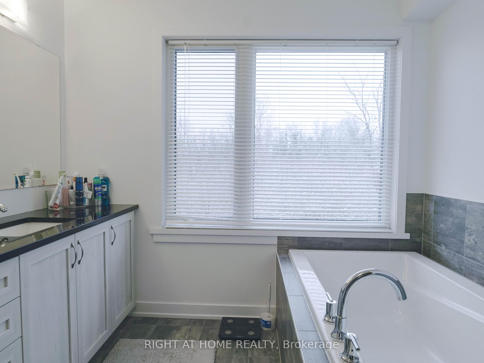 Photo 27 of 149 Wabikon Crescent, Ottawa, Blossom Park/Kemp Park/Findlay Creek — HOMEH
