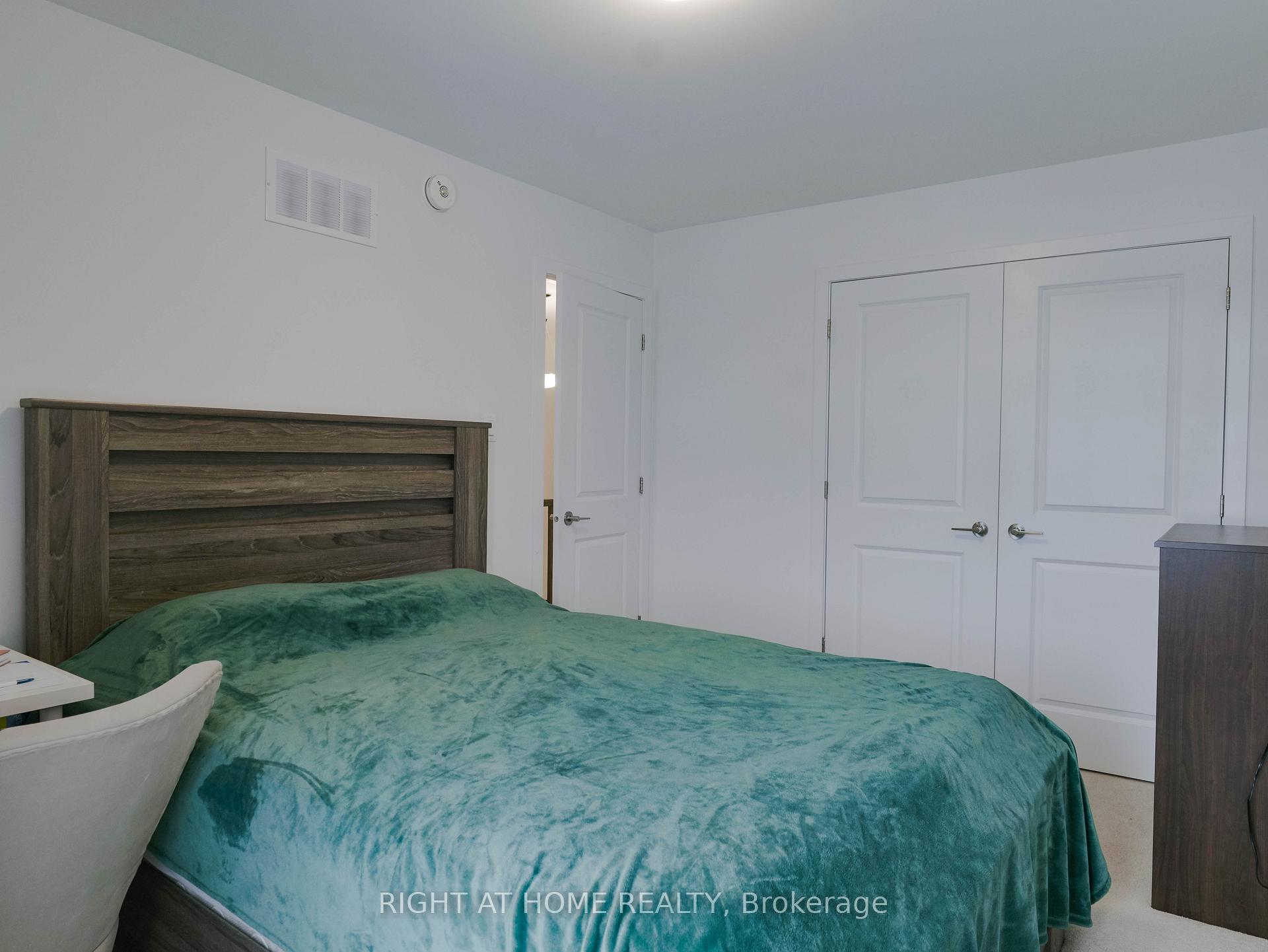 Photo 35 of 149 Wabikon Crescent, Ottawa, Blossom Park/Kemp Park/Findlay Creek — HOMEH