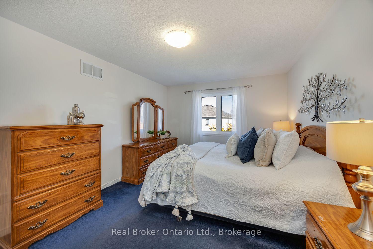 Photo 24 of 213 Hutton Place, Clarington, Bowmanville — HOMEH