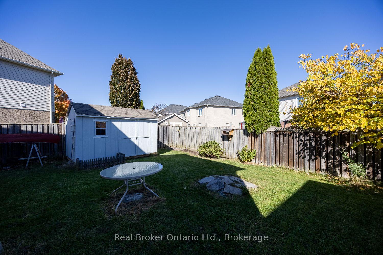Photo 31 of 213 Hutton Place, Clarington, Bowmanville — HOMEH