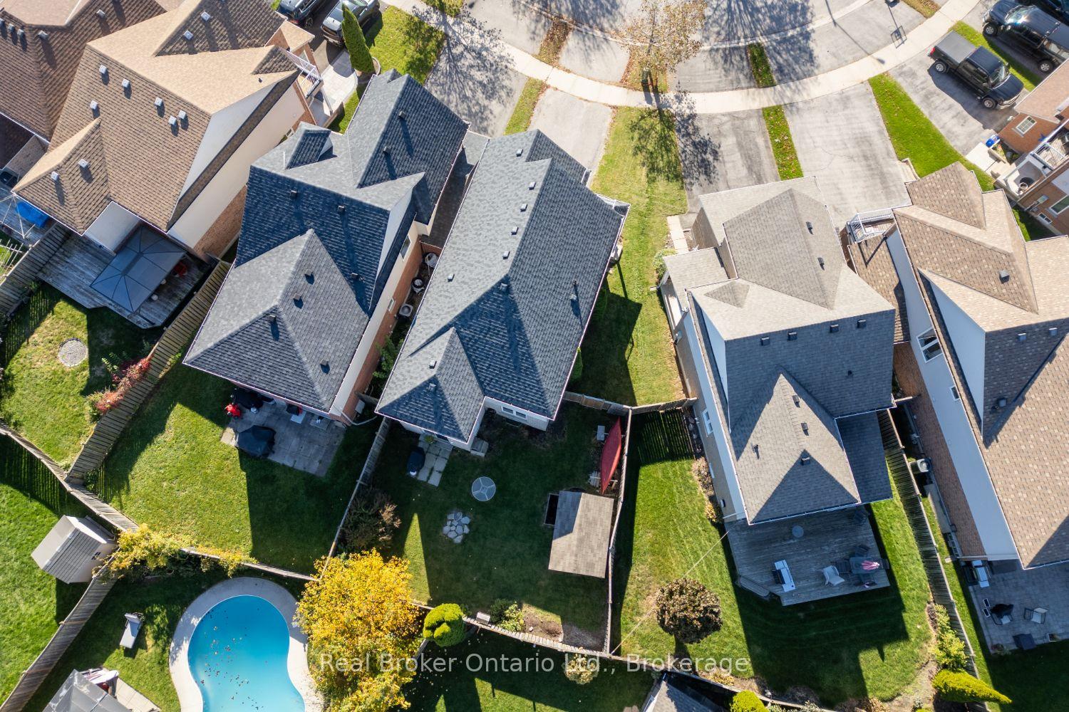 Photo 35 of 213 Hutton Place, Clarington, Bowmanville — HOMEH