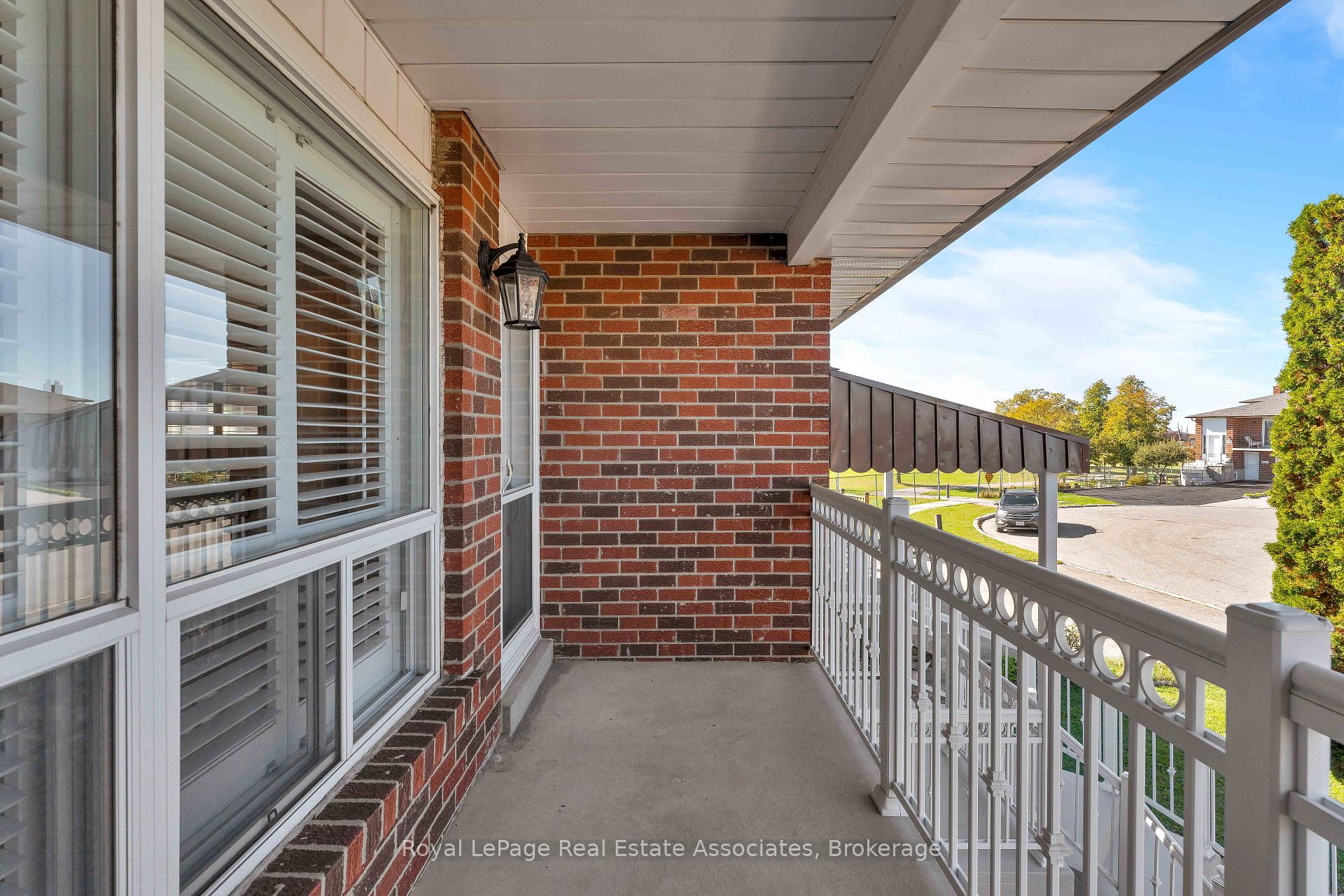 Photo 21 of 7 Capstan Court, North York, Glenfield-Jane Heights — HOMEH
