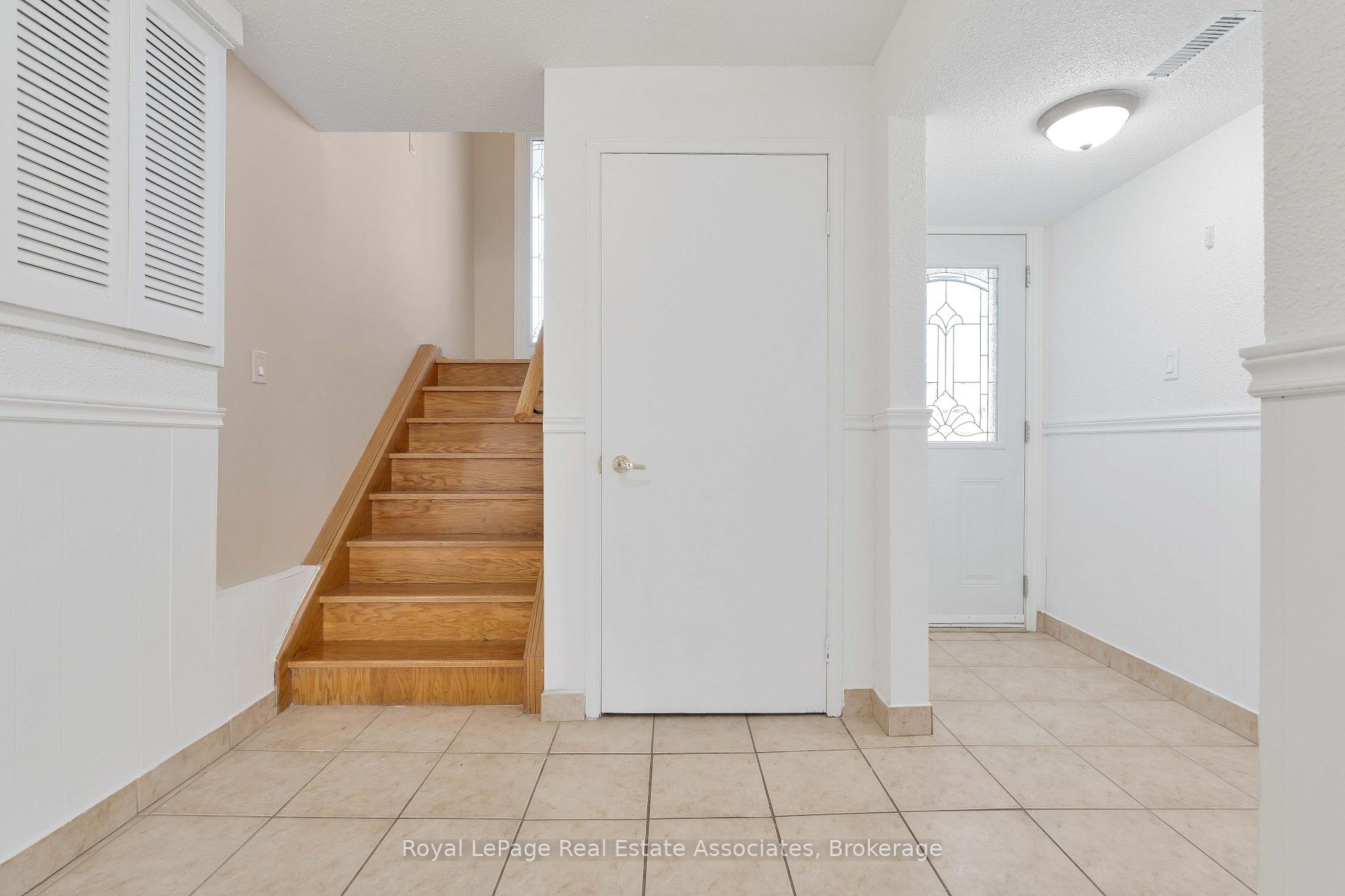 Photo 30 of 7 Capstan Court, North York, Glenfield-Jane Heights — HOMEH