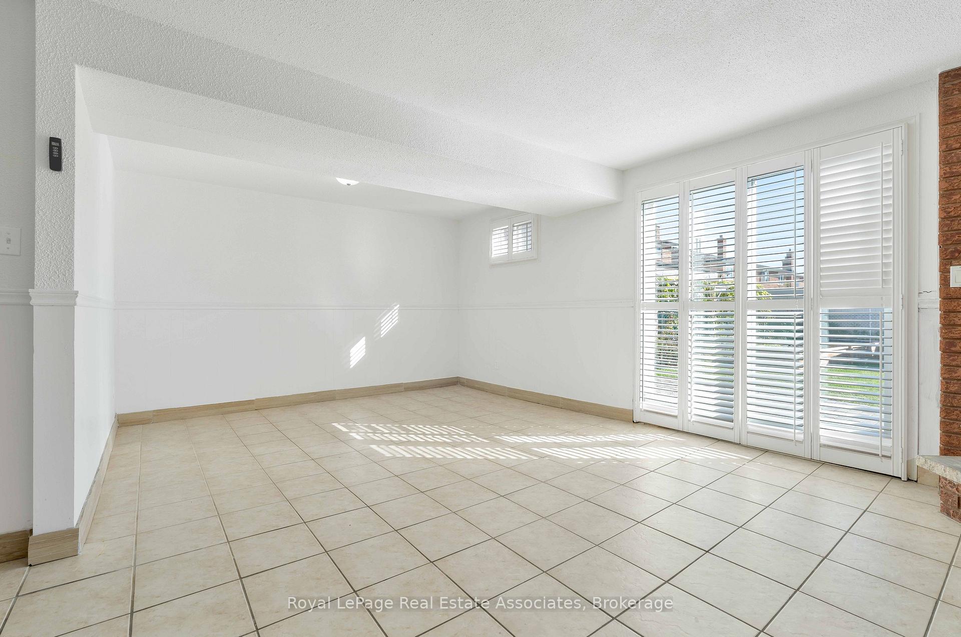 Photo 38 of 7 Capstan Court, North York, Glenfield-Jane Heights — HOMEH
