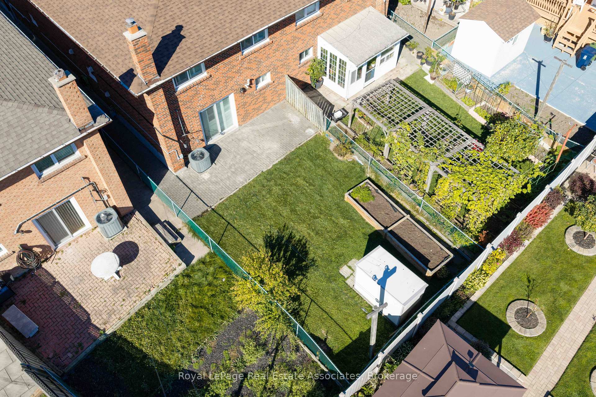 Photo 46 of 7 Capstan Court, North York, Glenfield-Jane Heights — HOMEH