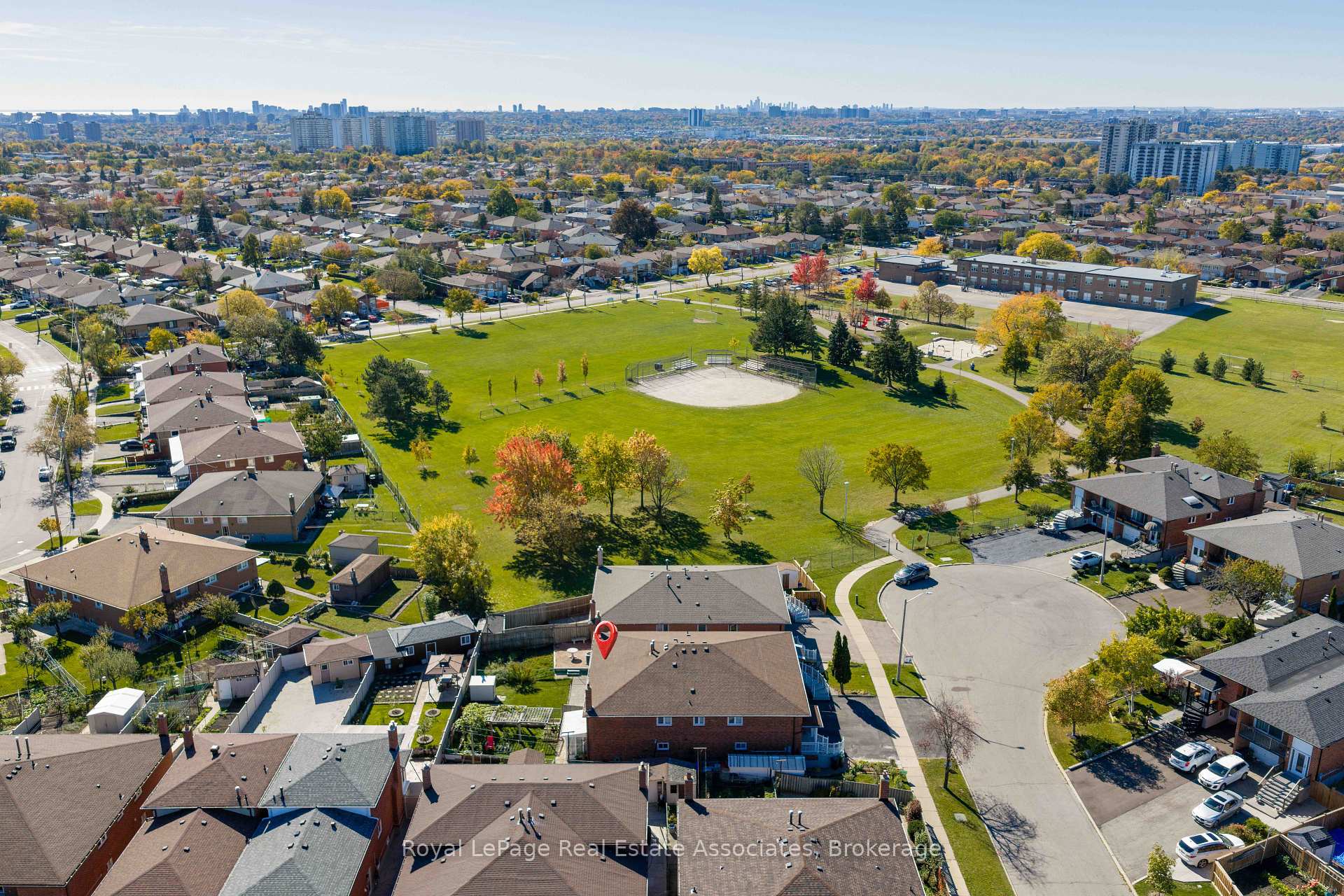 Photo 50 of 7 Capstan Court, North York, Glenfield-Jane Heights — HOMEH