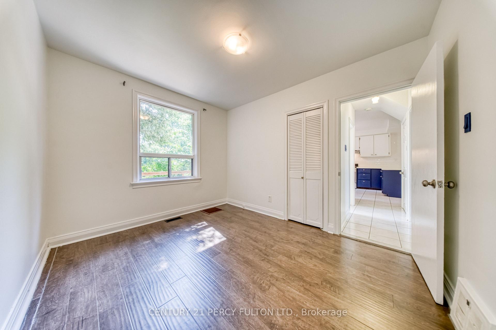 Photo 17 of 109 Norton Avenue, North York, Willowdale East — HOMEH