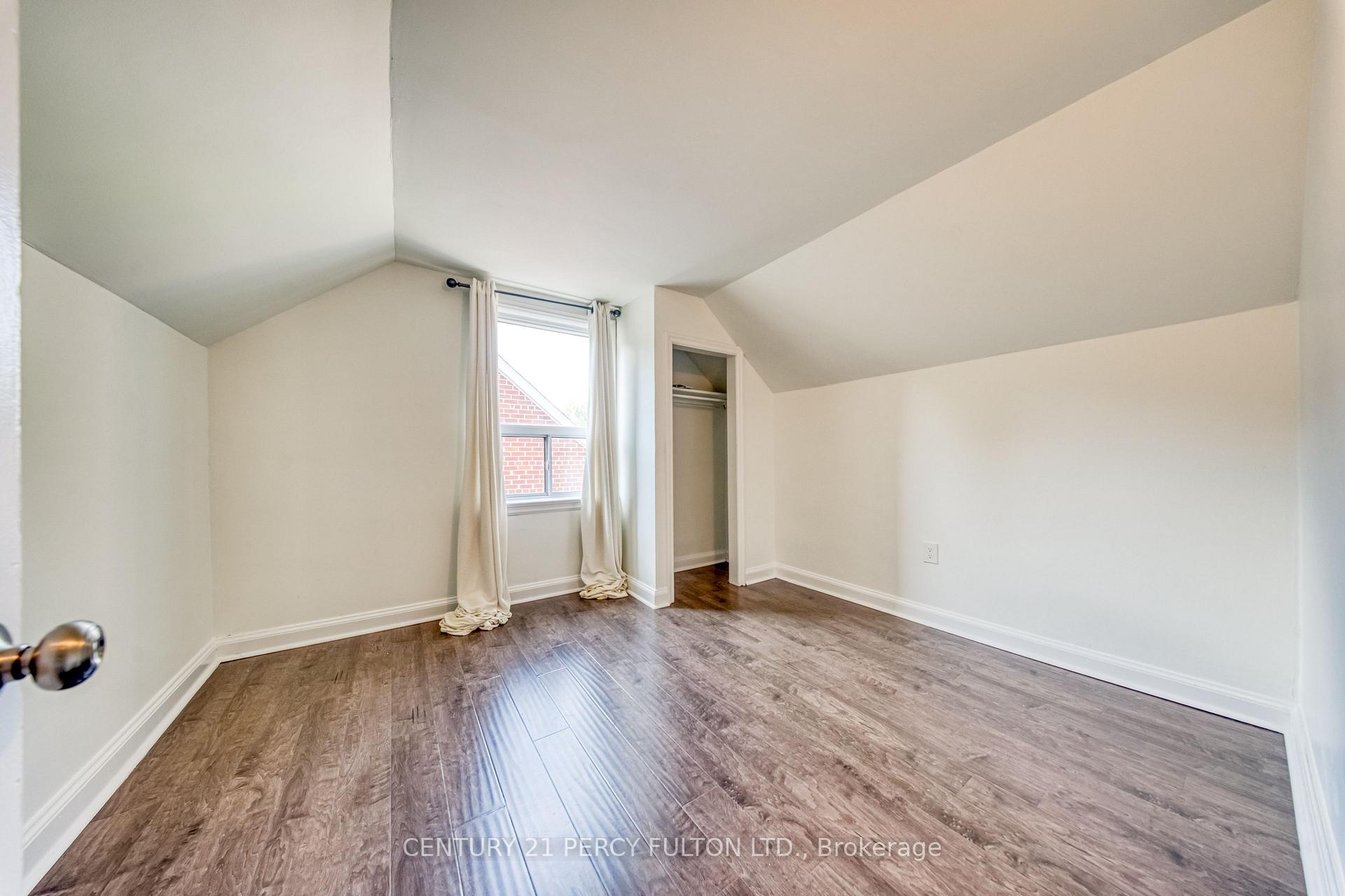Photo 20 of 109 Norton Avenue, North York, Willowdale East — HOMEH