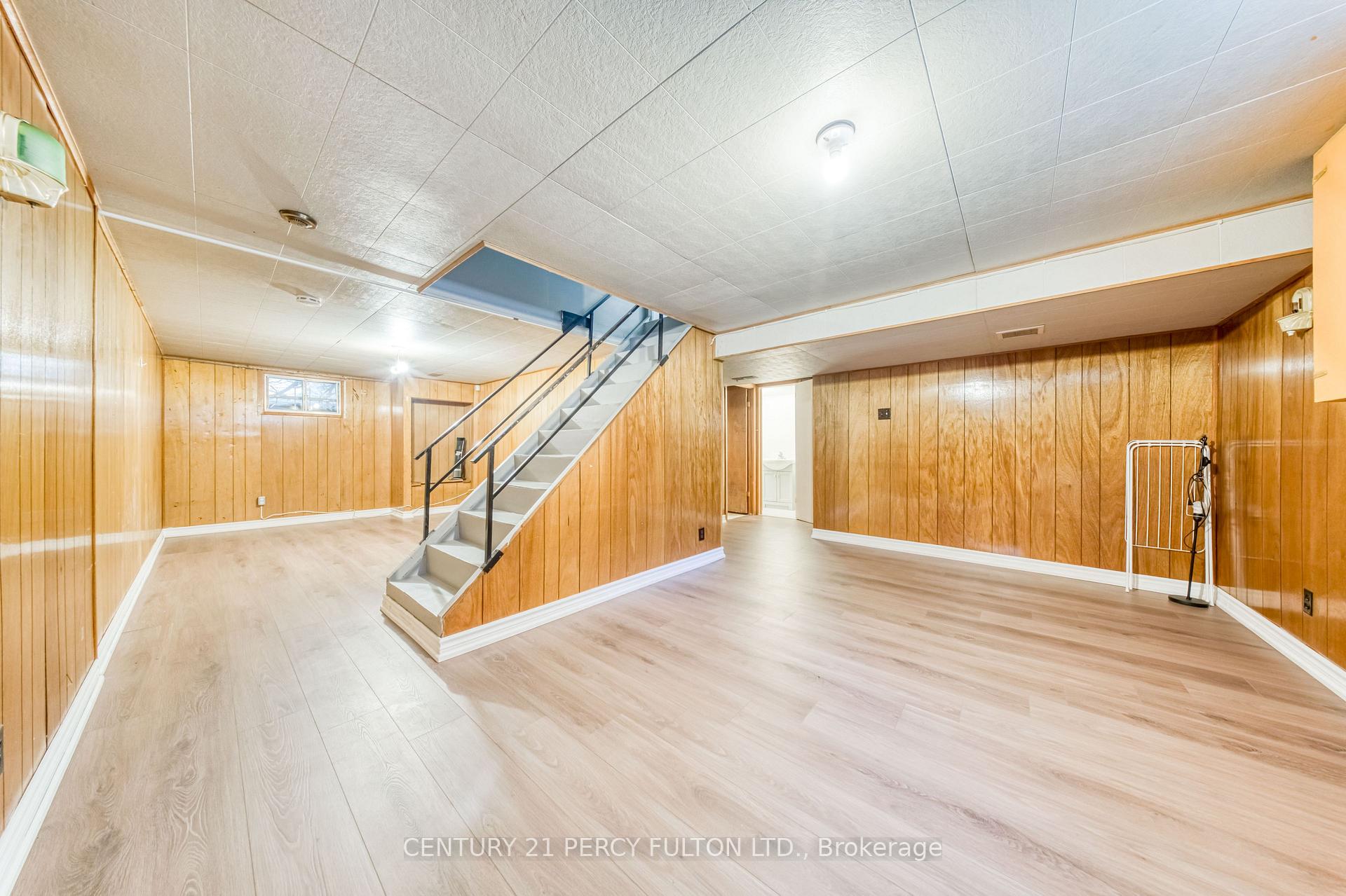 Photo 25 of 109 Norton Avenue, North York, Willowdale East — HOMEH