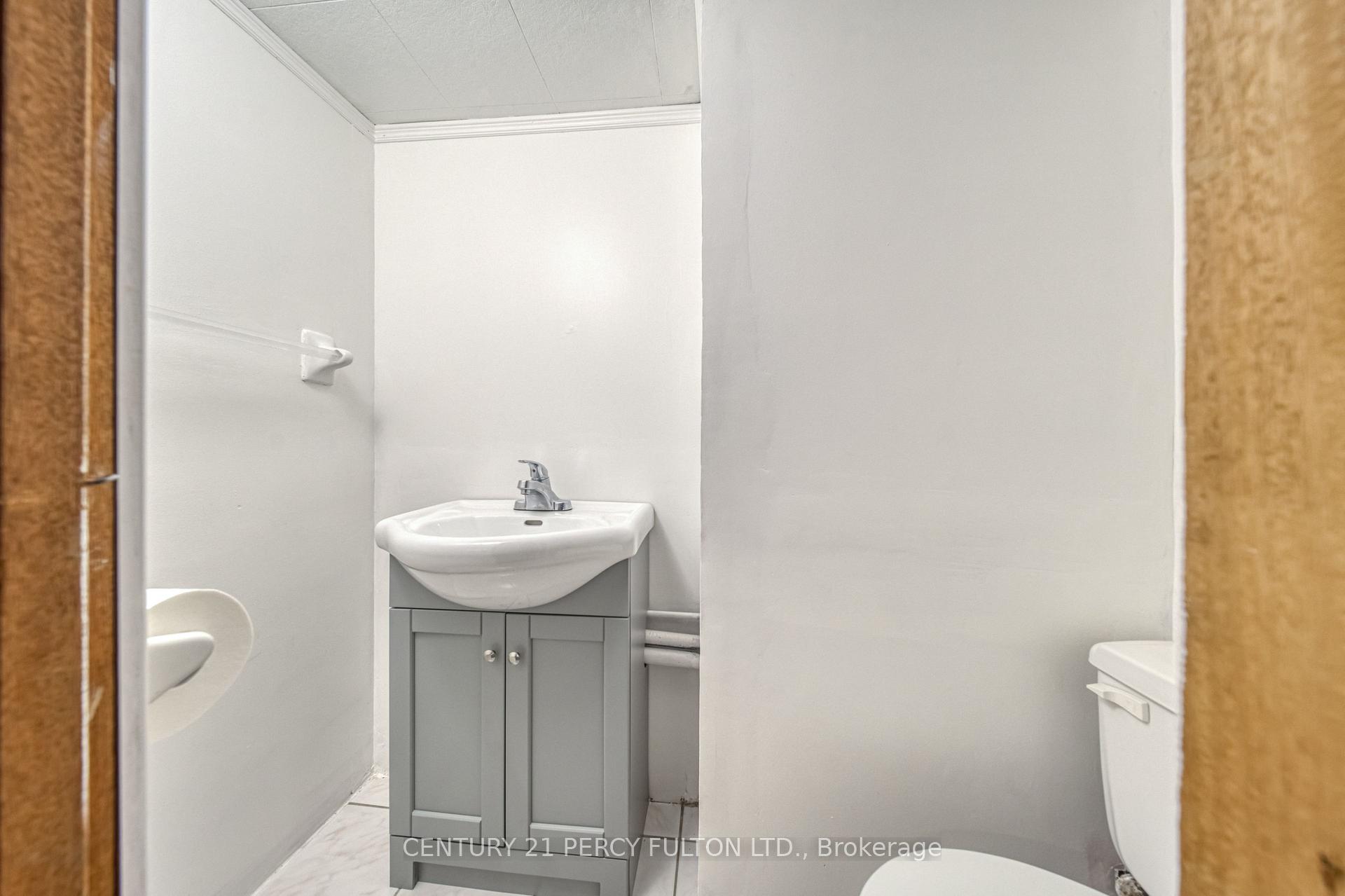 Photo 28 of 109 Norton Avenue, North York, Willowdale East — HOMEH