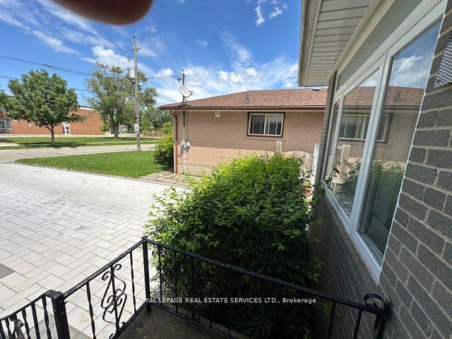 Photo 4 of Unit Bsmt, 295 Pleasant Avenue, North York, Newtonbrook West — HOMEH