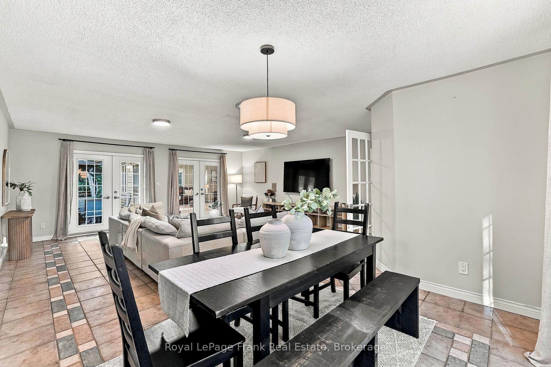 Photo 11 of 103 Waite Road, Kawartha Lakes, Manvers — HOMEH