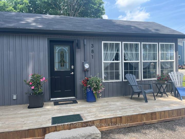 Photo 3 of 381 Front Street, Central Elgin, Port Stanley — HOMEH