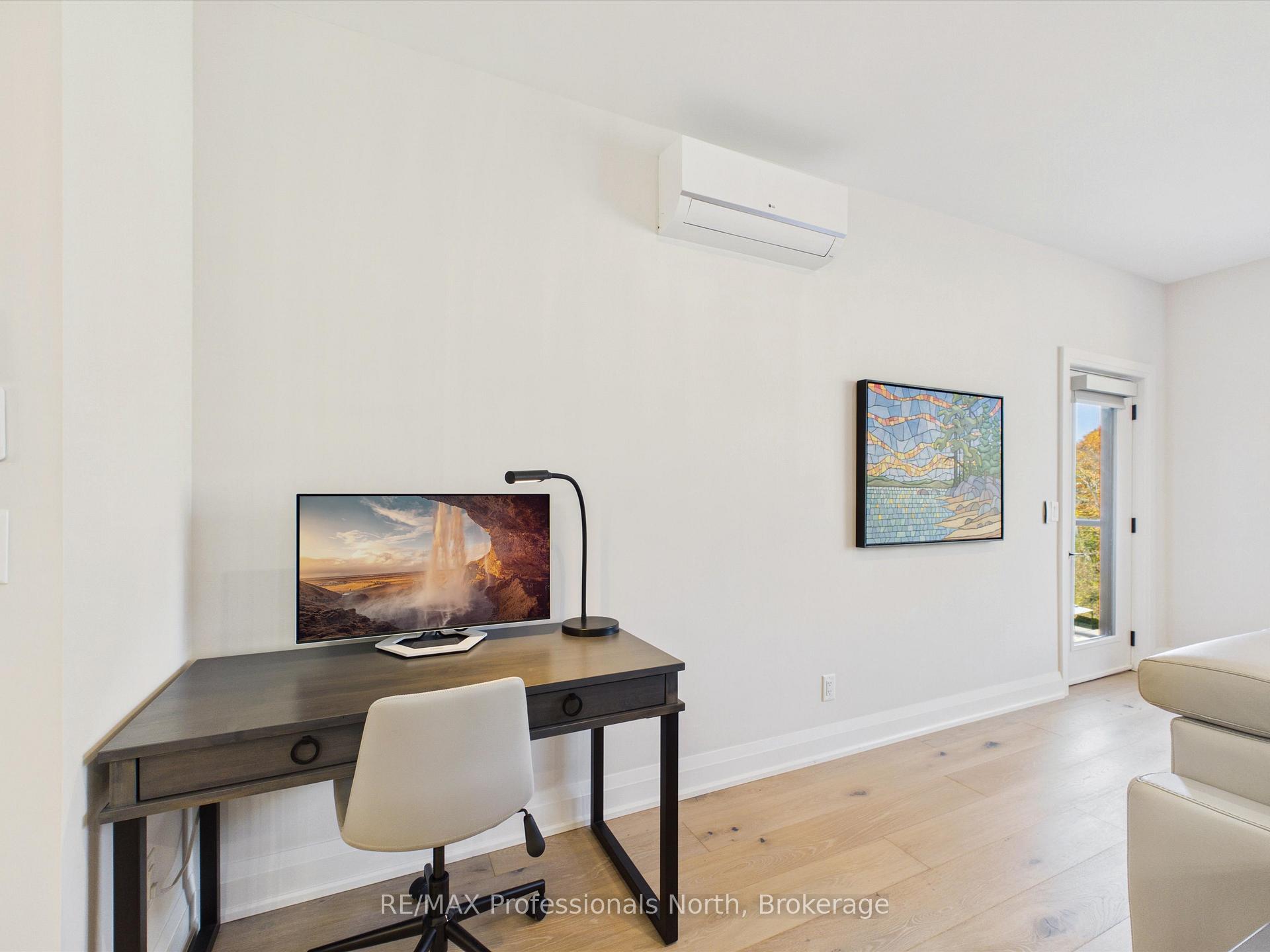Photo 15 of Unit 402, 200 Anglo Street, Bracebridge — HOMEH