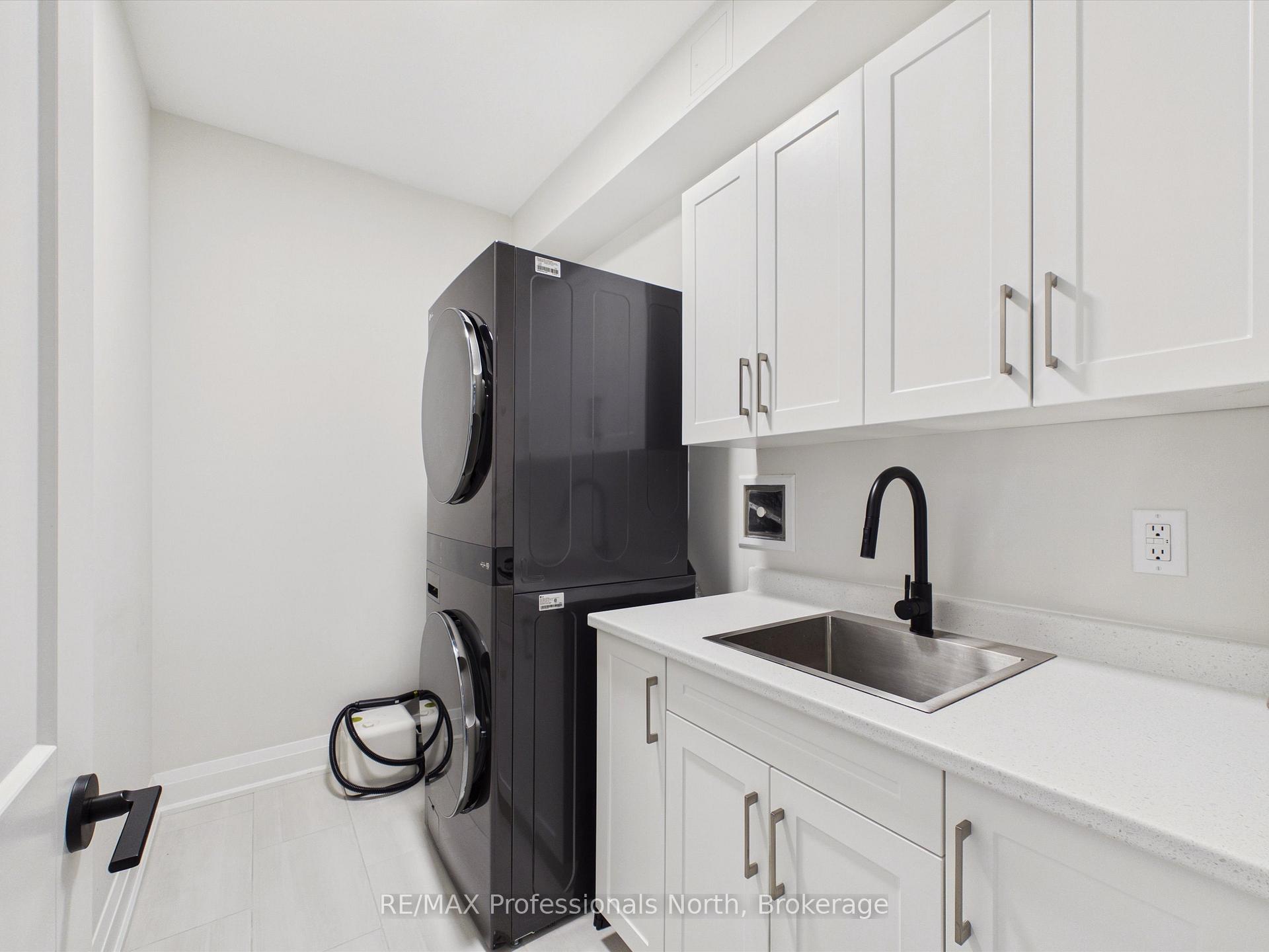 Photo 45 of Unit 402, 200 Anglo Street, Bracebridge — HOMEH