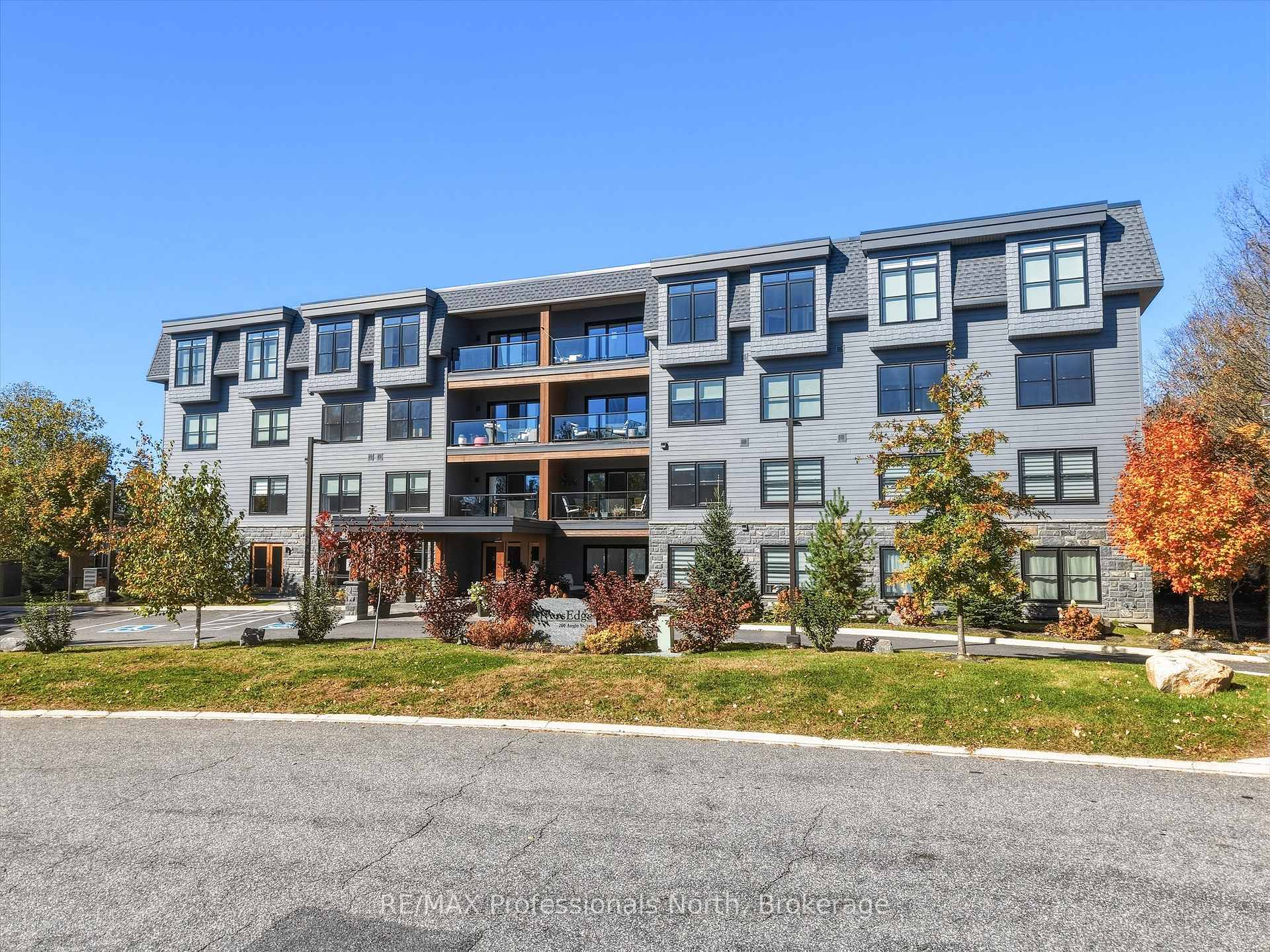 Photo 61 of Unit 402, 200 Anglo Street, Bracebridge — HOMEH