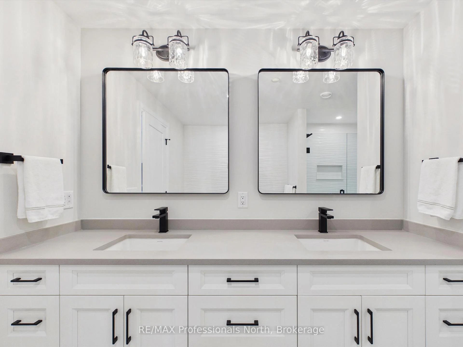 Photo 17 of Unit 402, 200 Anglo Street, Bracebridge — HOMEH