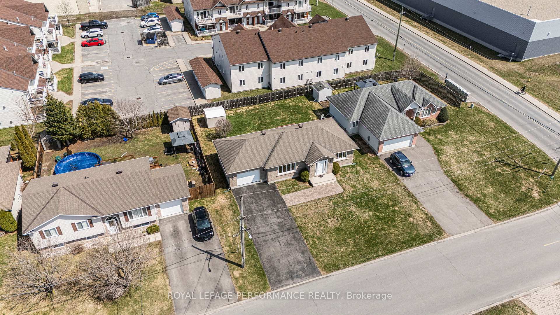Photo 27 of 71 Faucher Boulevard, Casselman, Casselman — HOMEH