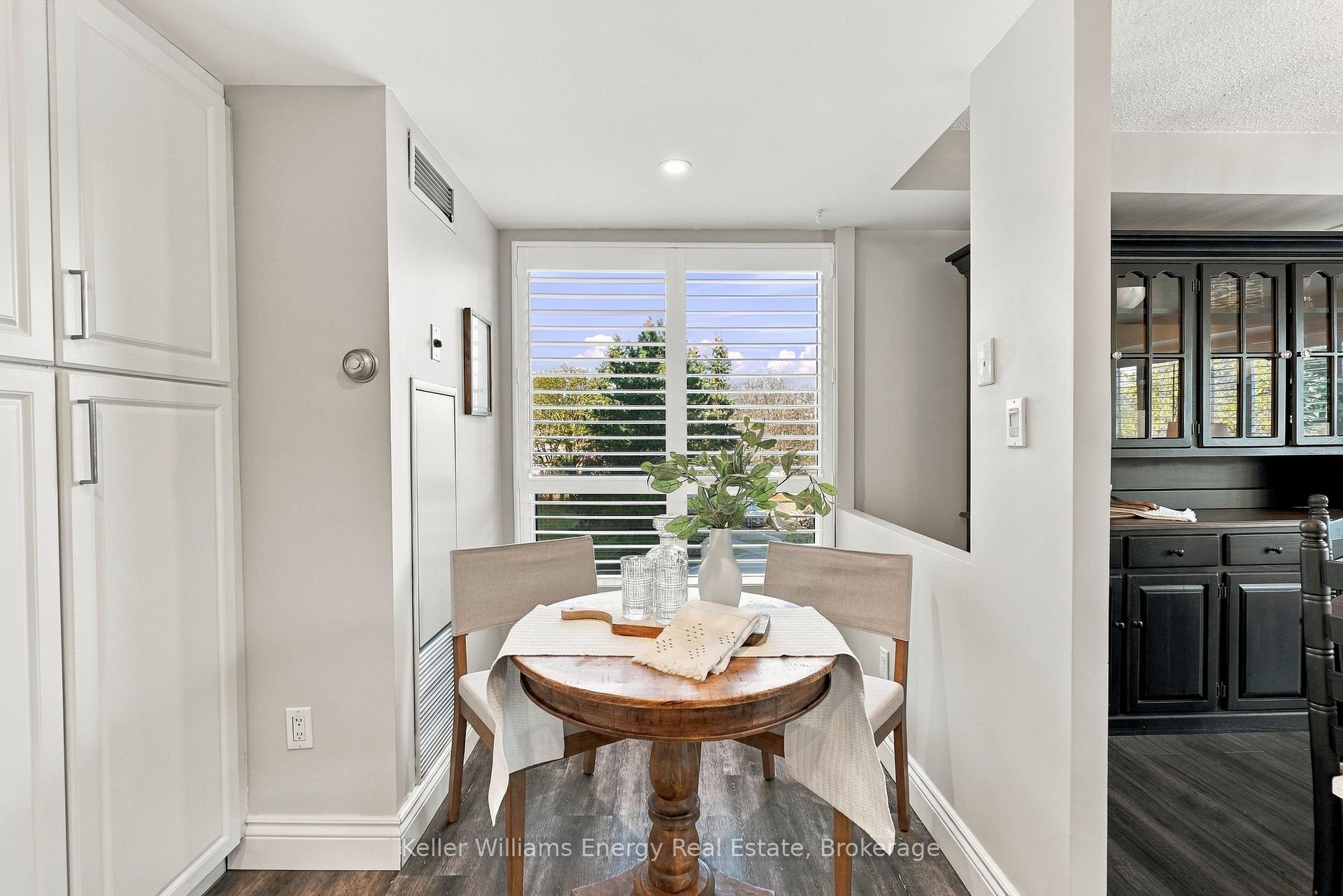 Photo 10 of Unit 302, 712 Rossland Road E, Whitby, Pringle Creek — HOMEH
