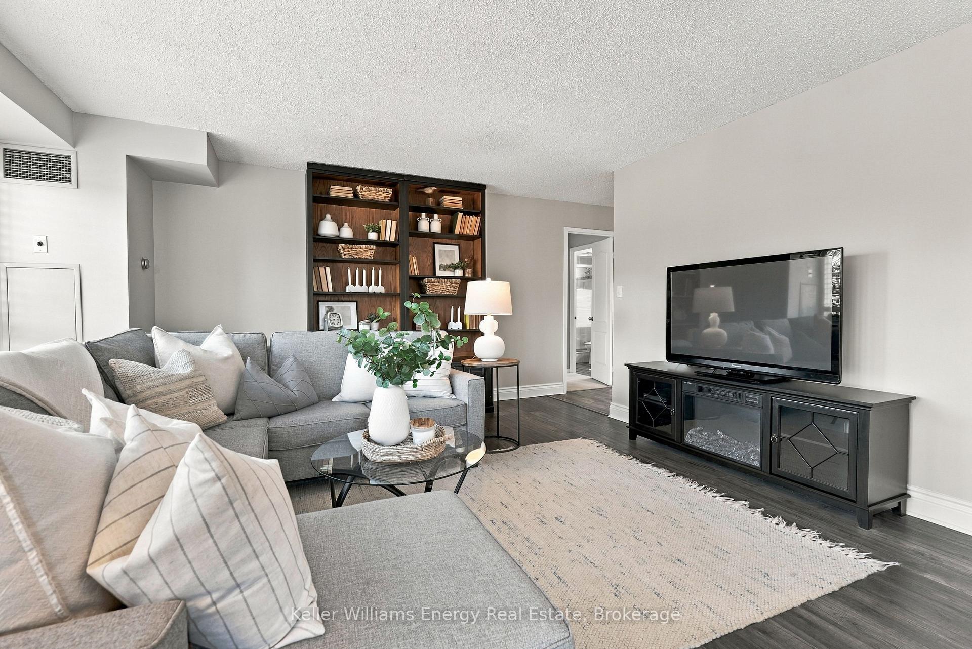 Photo 16 of Unit 302, 712 Rossland Road E, Whitby, Pringle Creek — HOMEH