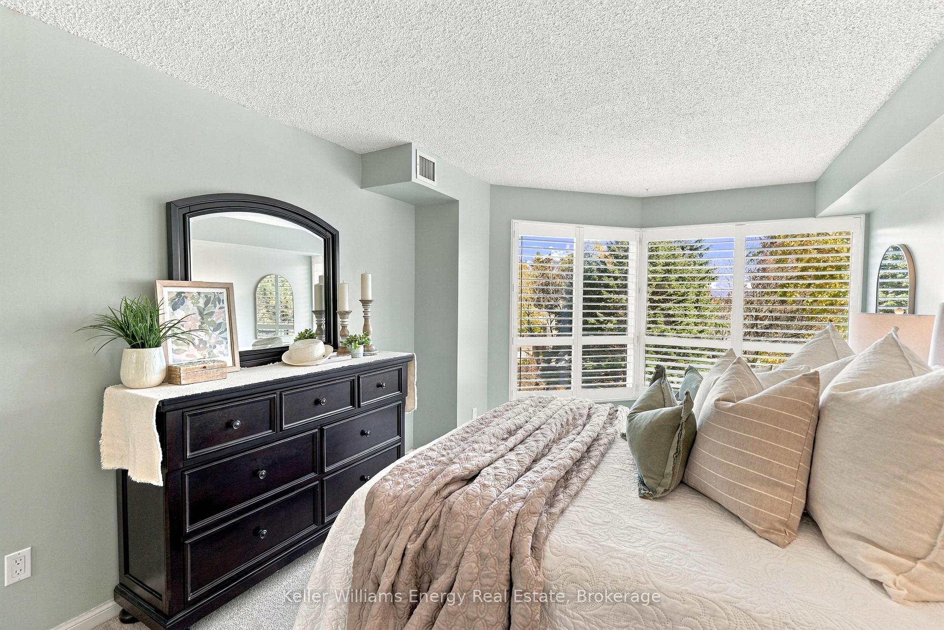 Photo 21 of Unit 302, 712 Rossland Road E, Whitby, Pringle Creek — HOMEH
