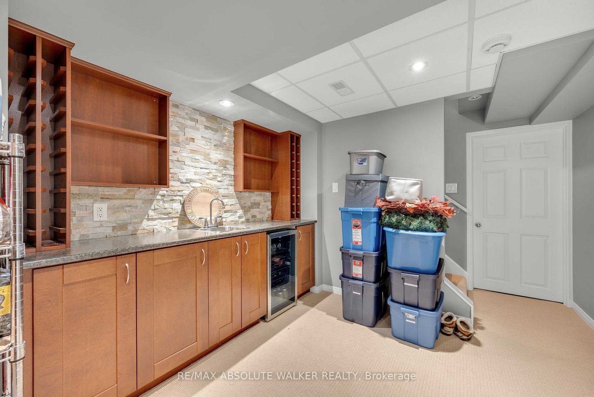 Photo 24 of 518 Fordell Avenue, Ottawa, Kanata - Morgan's Grant/South March — HOMEH