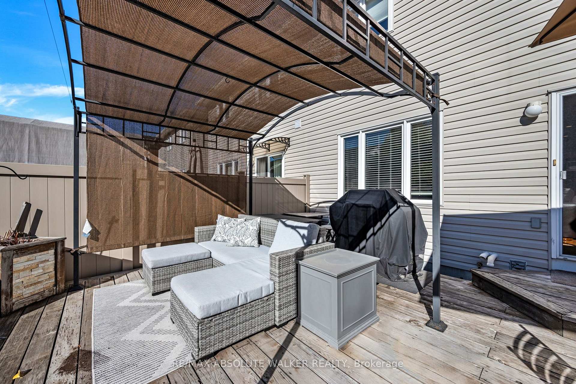 Photo 26 of 518 Fordell Avenue, Ottawa, Kanata - Morgan's Grant/South March — HOMEH