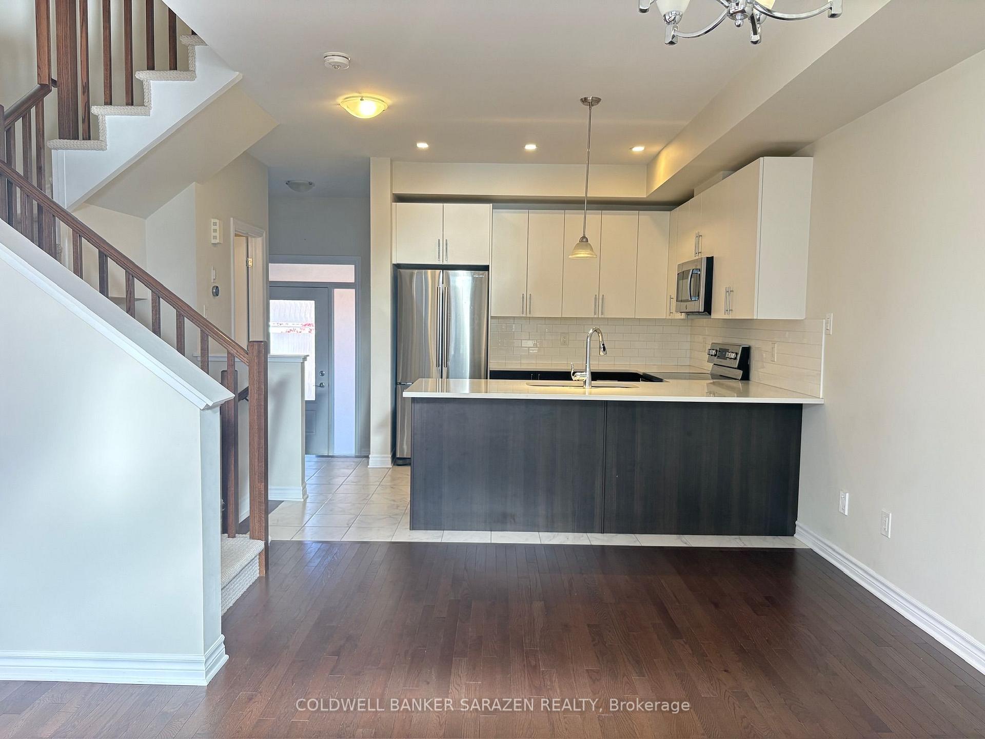 Photo 9 of 216 Tim Sheehan Place, Ottawa, Kanata - Emerald Meadows/Trailwest — HOMEH