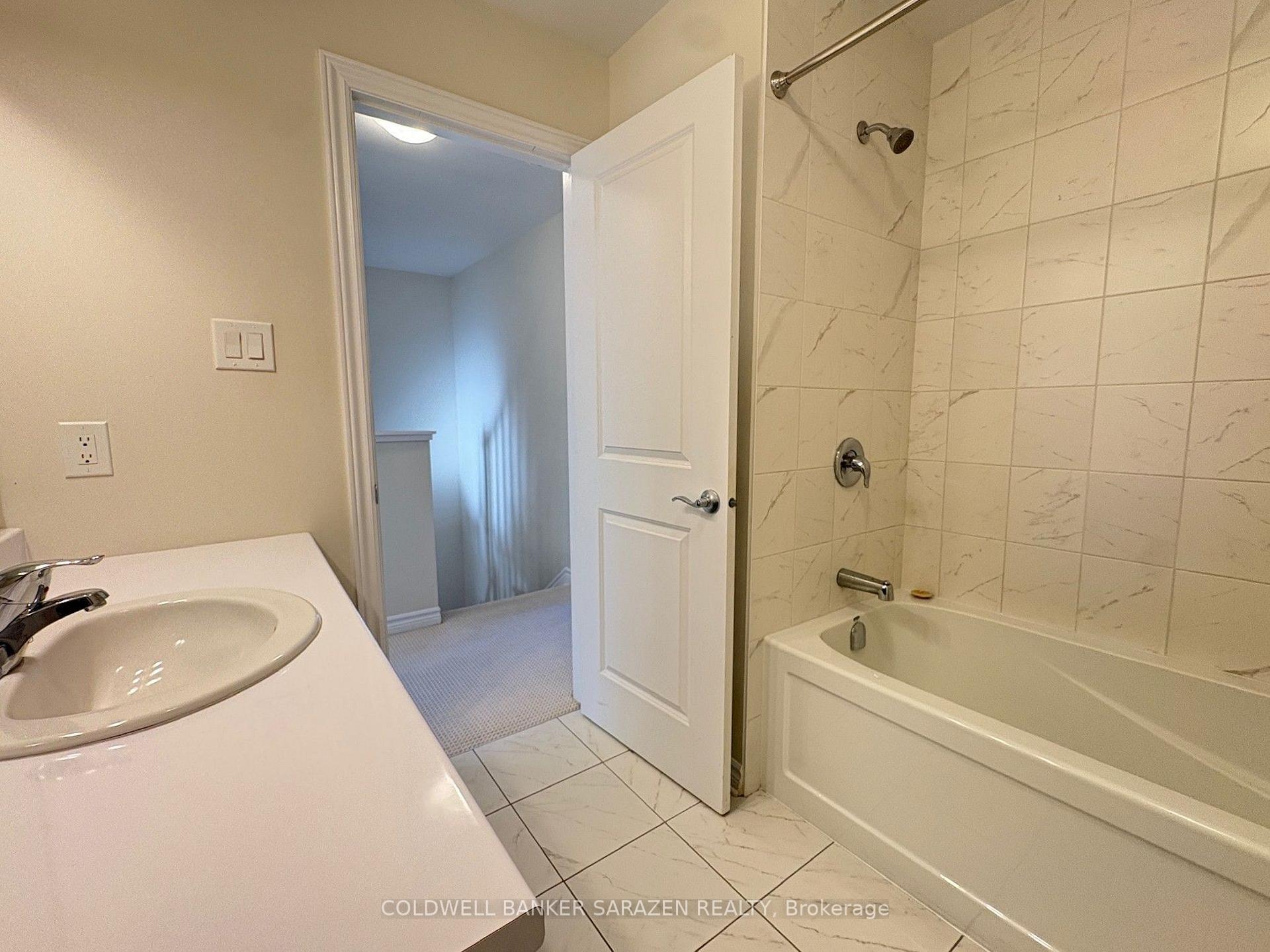 Photo 18 of 216 Tim Sheehan Place, Ottawa, Kanata - Emerald Meadows/Trailwest — HOMEH