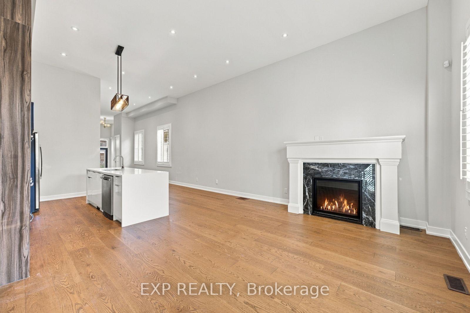 Photo 8 of 54 Benson Avenue, Mississauga, Port Credit — HOMEH