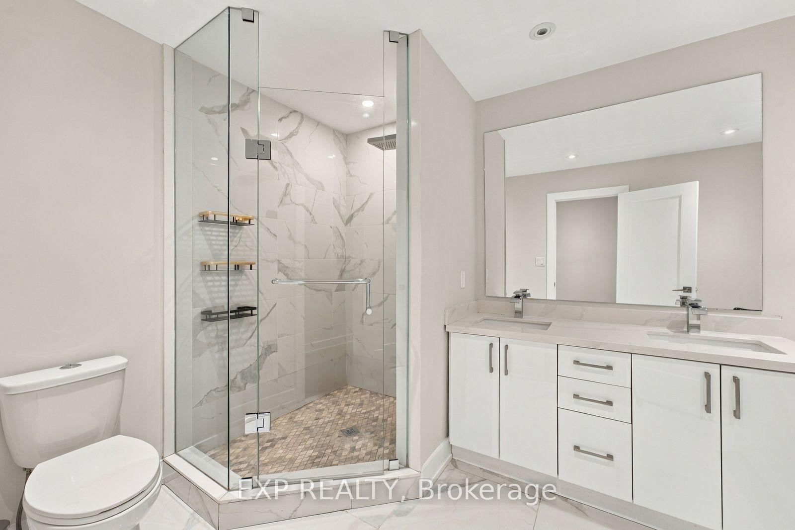 Photo 18 of 54 Benson Avenue, Mississauga, Port Credit — HOMEH