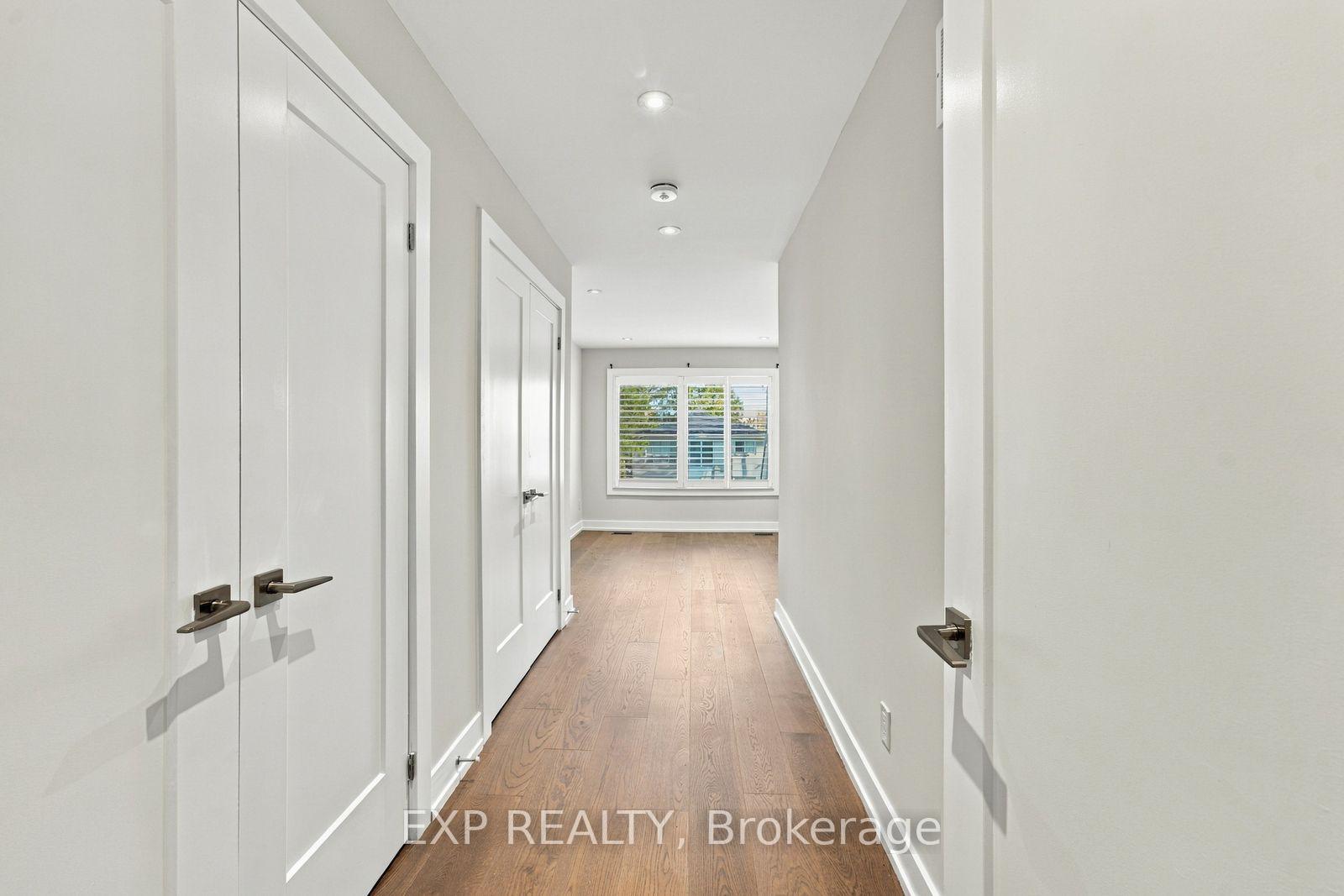 Photo 21 of 54 Benson Avenue, Mississauga, Port Credit — HOMEH