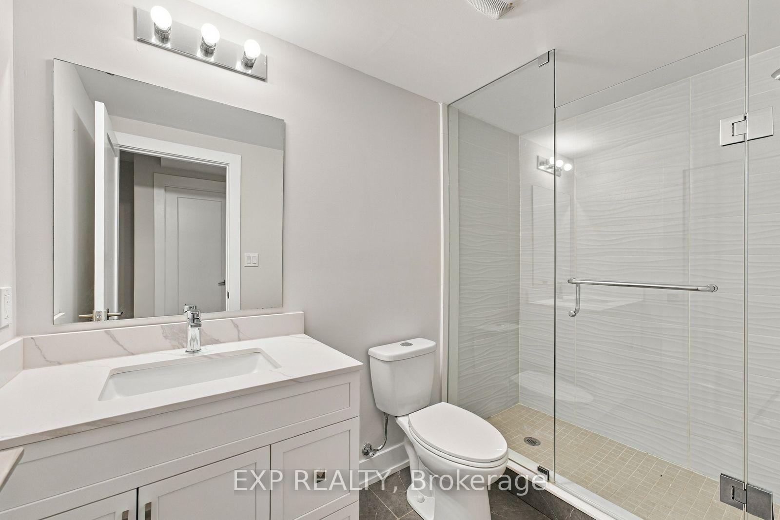 Photo 30 of 54 Benson Avenue, Mississauga, Port Credit — HOMEH