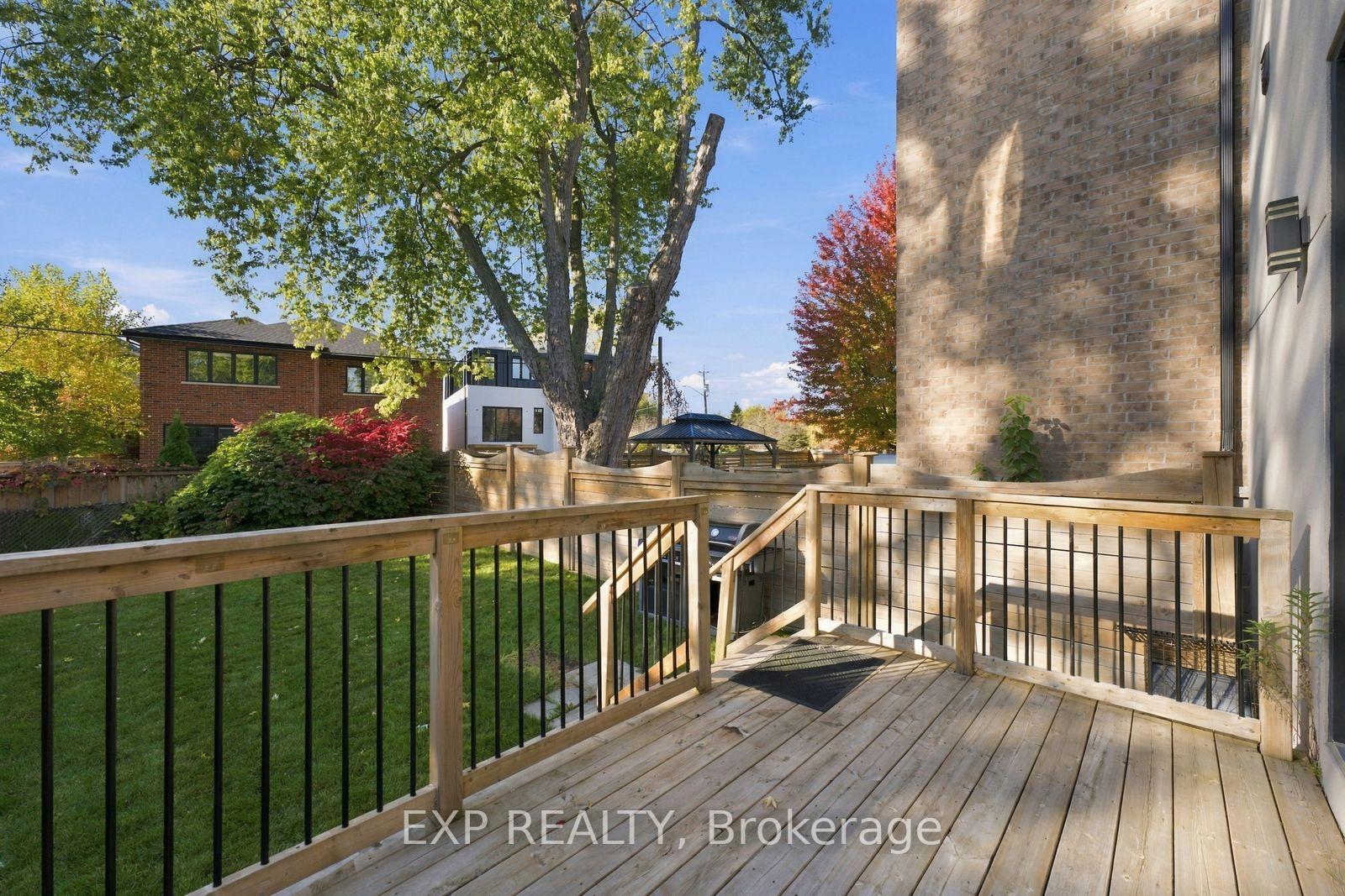 Photo 31 of 54 Benson Avenue, Mississauga, Port Credit — HOMEH
