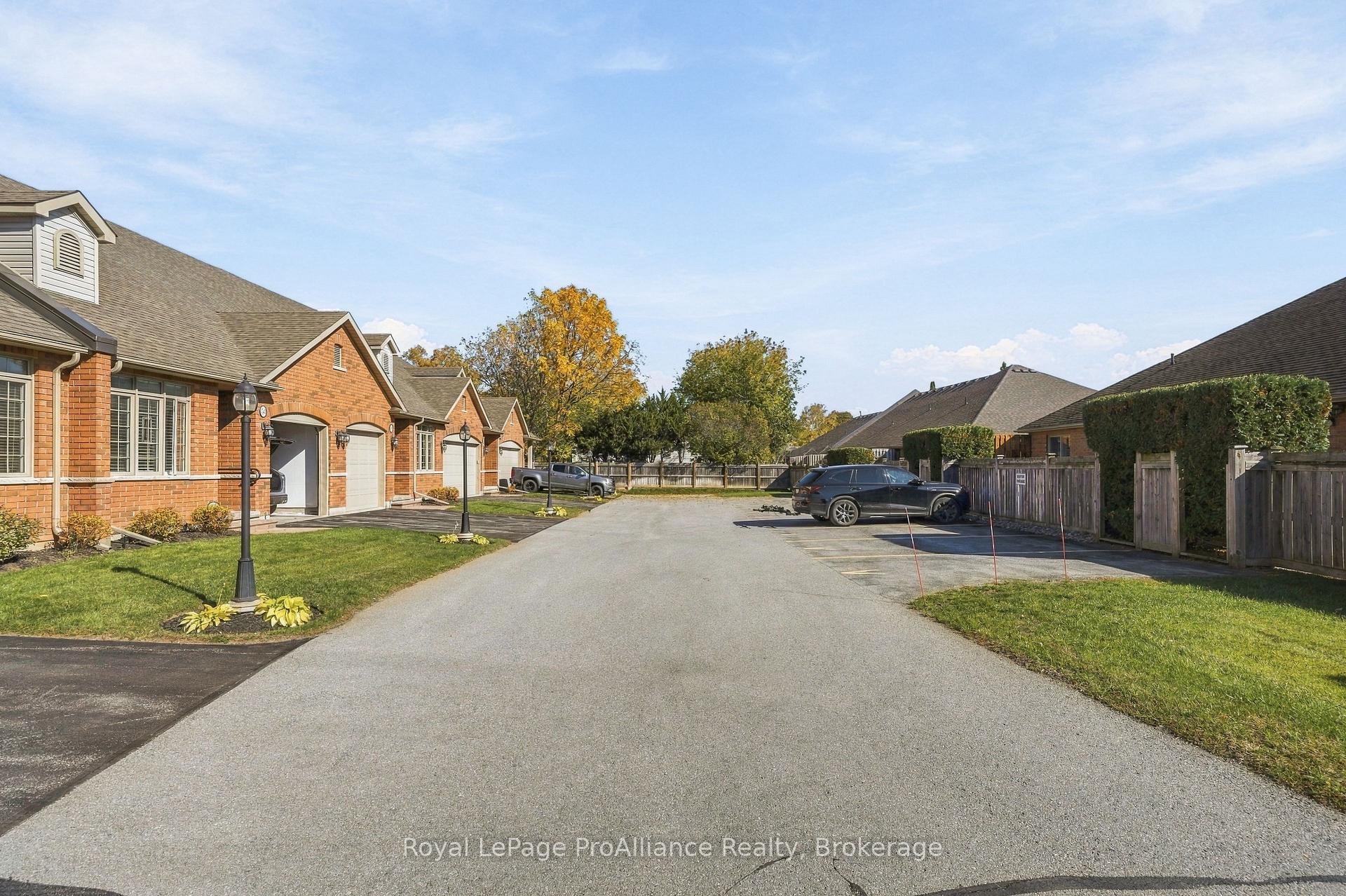 Photo 4 of Unit 41, 56-194 Haig Road, Belleville, Belleville Ward — HOMEH