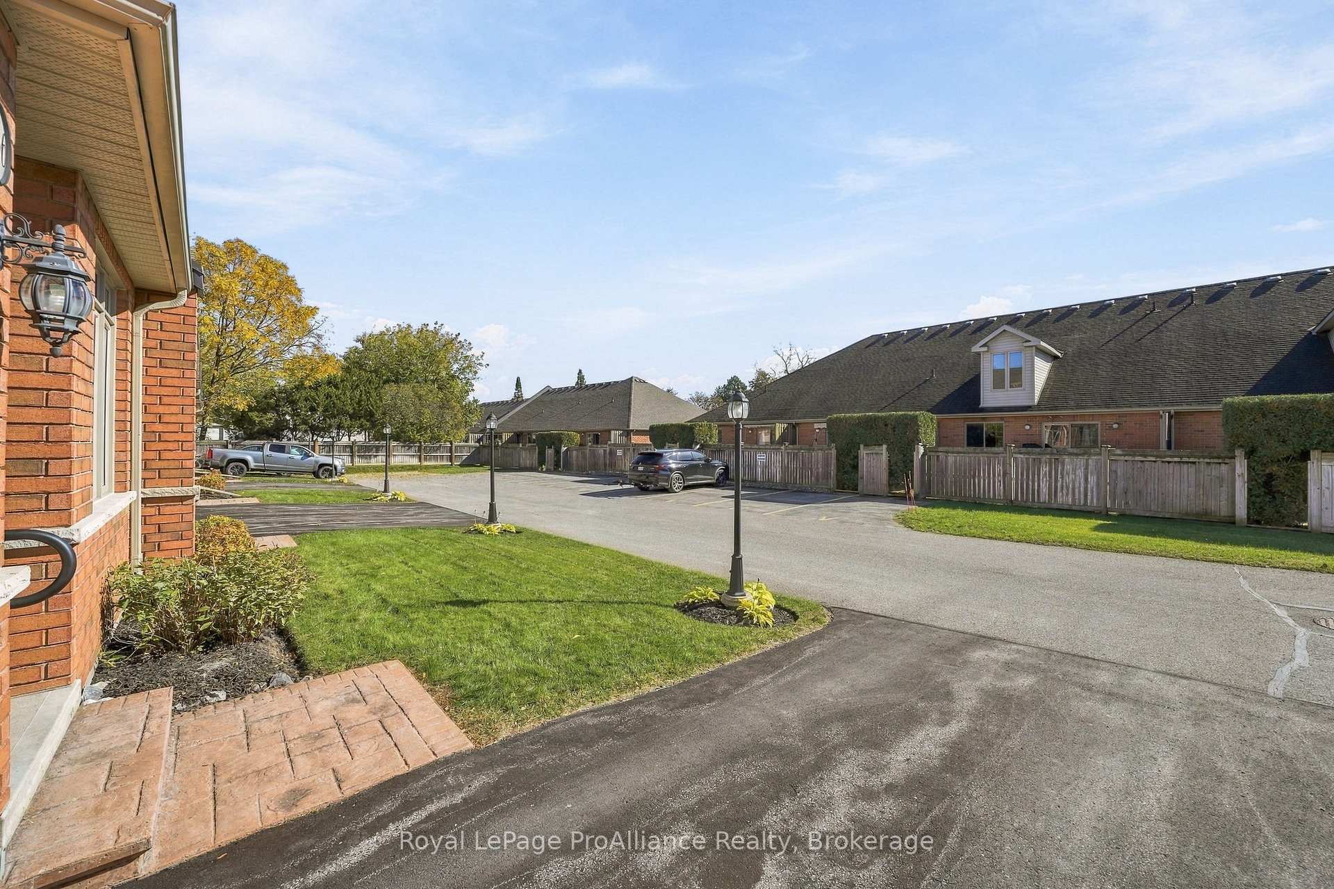 Photo 5 of Unit 41, 56-194 Haig Road, Belleville, Belleville Ward — HOMEH