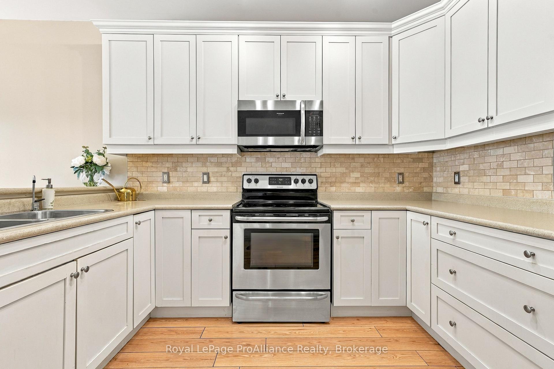 Photo 13 of Unit 41, 56-194 Haig Road, Belleville, Belleville Ward — HOMEH