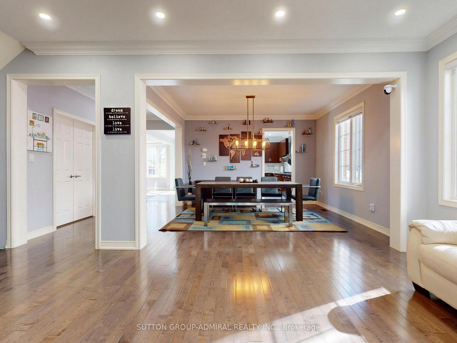 Photo 4 of 108 Baldry Avenue, Vaughan, Patterson — HOMEH