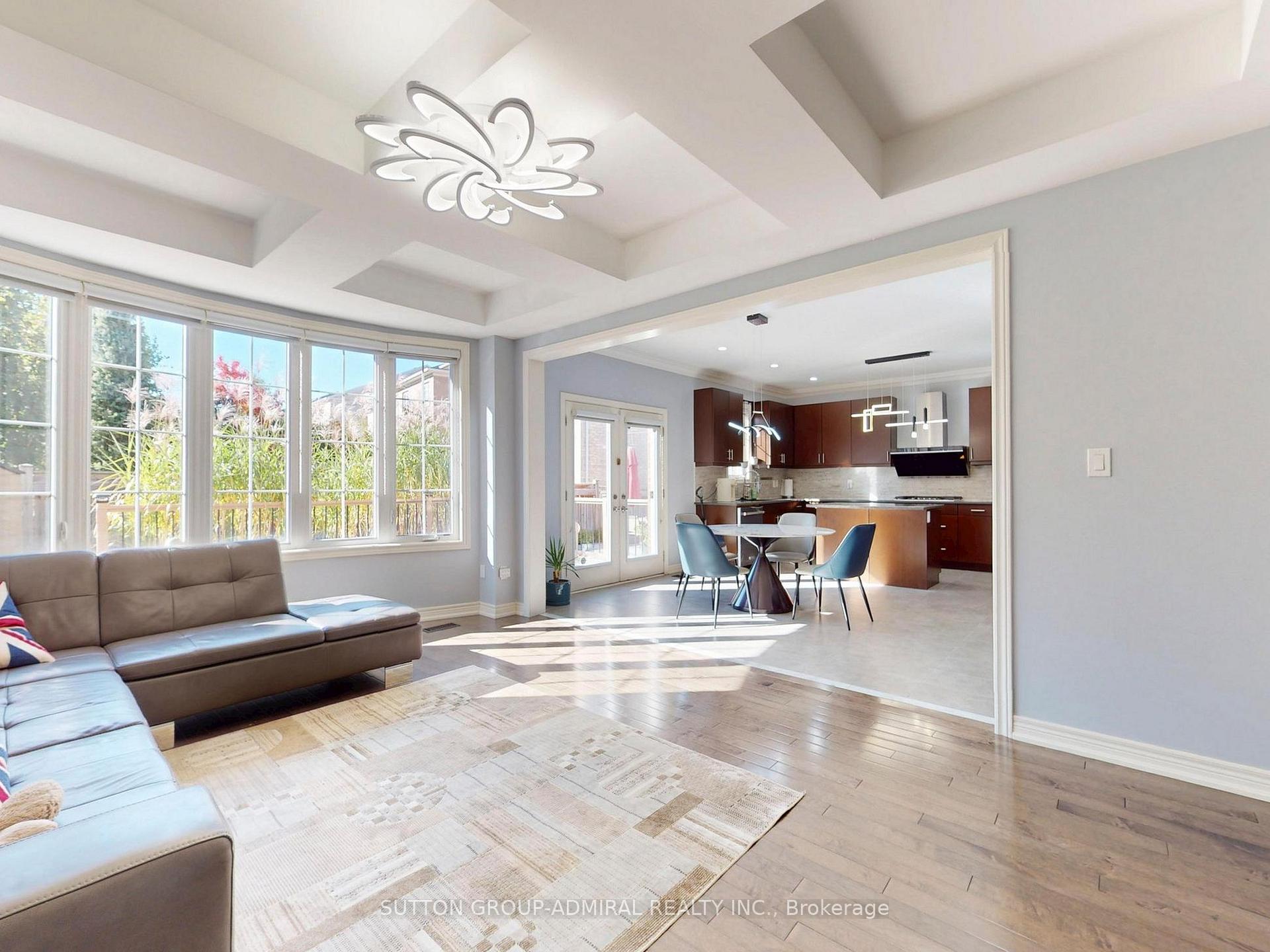 Photo 6 of 108 Baldry Avenue, Vaughan, Patterson — HOMEH