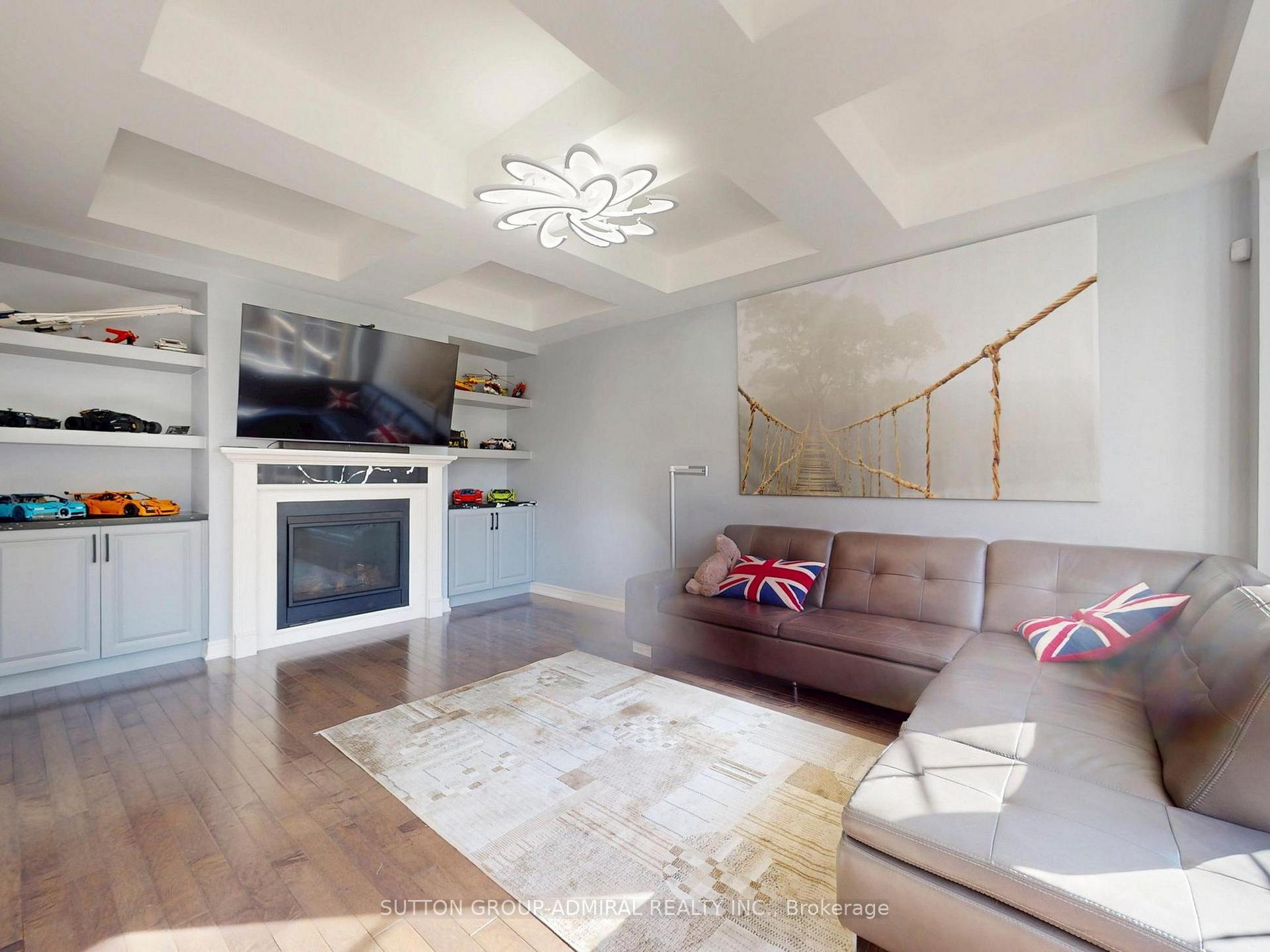 Photo 8 of 108 Baldry Avenue, Vaughan, Patterson — HOMEH